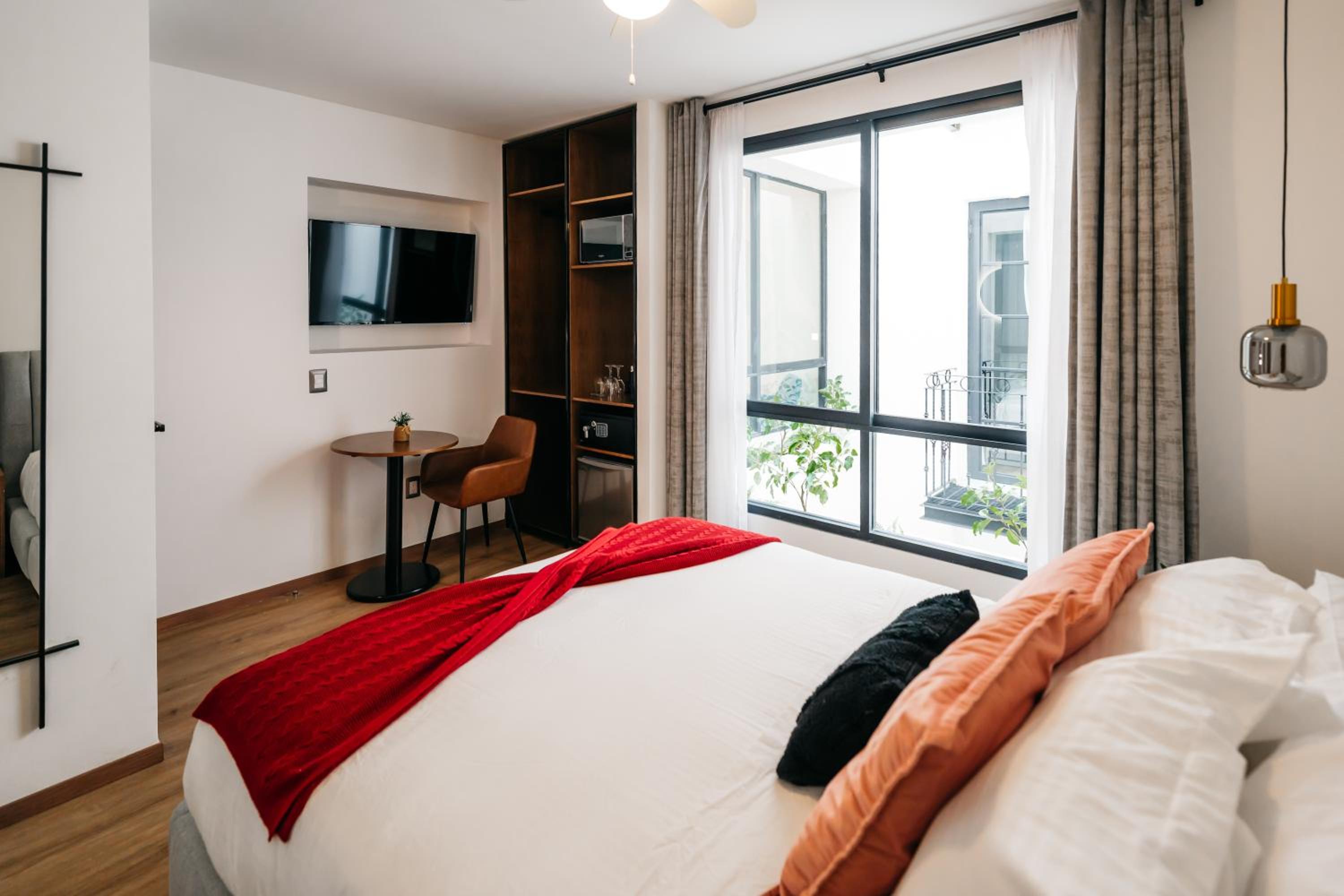 Standard Double Room photo 3