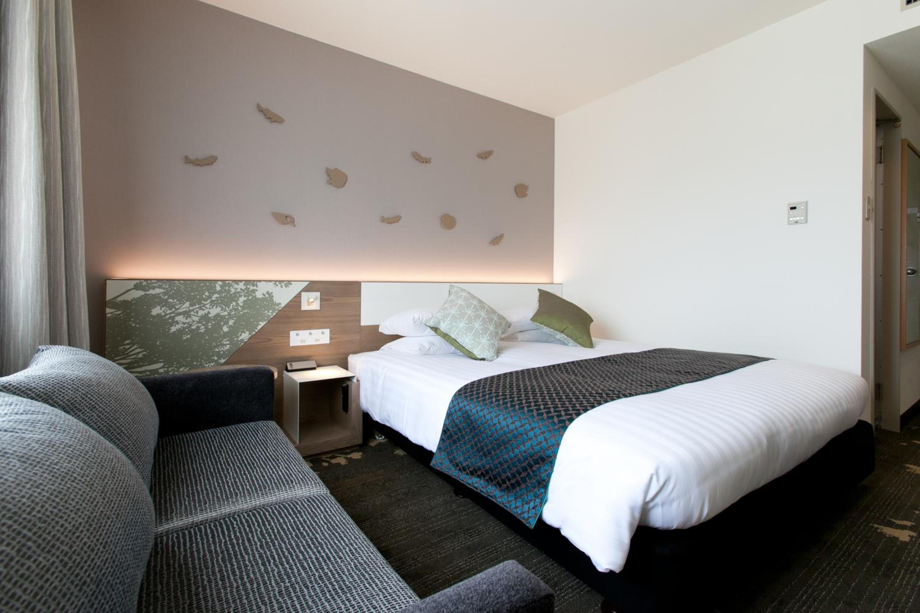 Double Room - Non-Smoking  - Photo 5