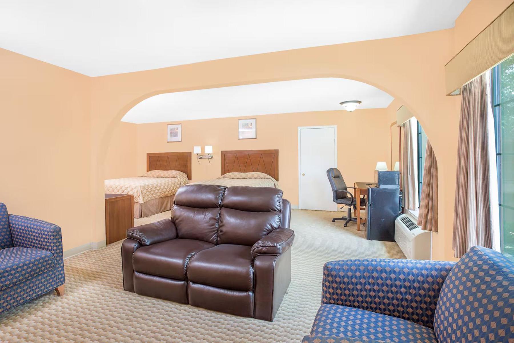 Deluxe Suite photo 3