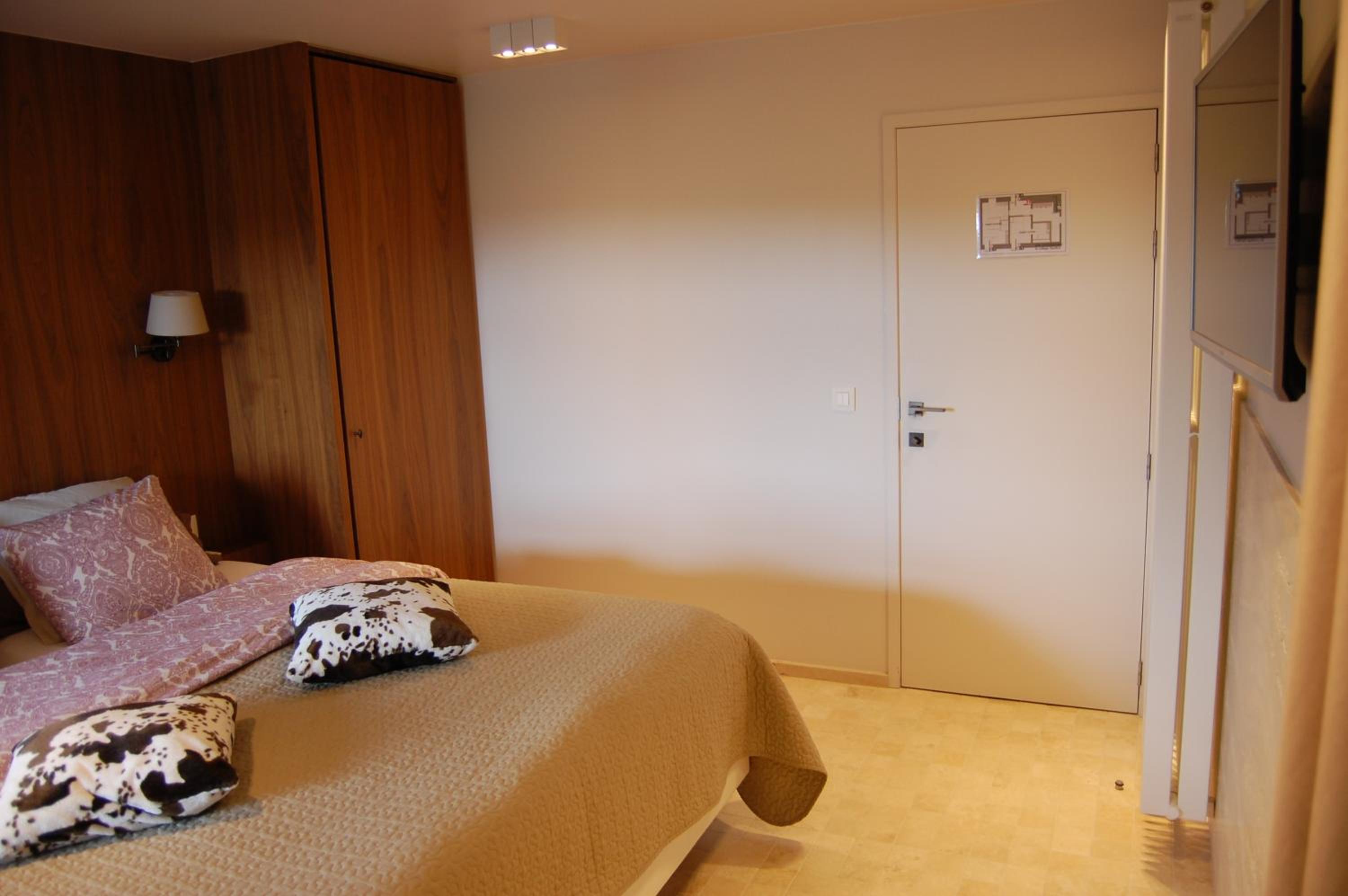 Standard Twin Room photo 3