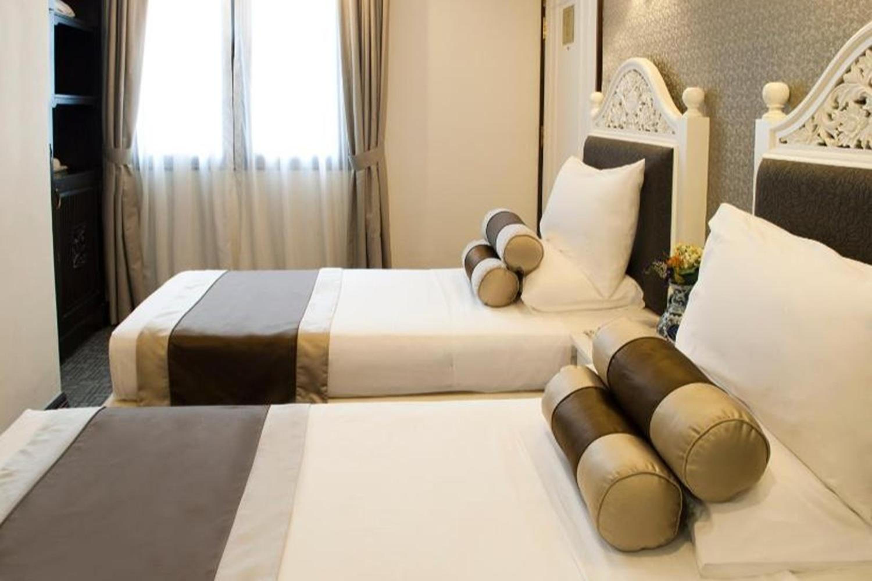 Deluxe Twin Room photo 2
