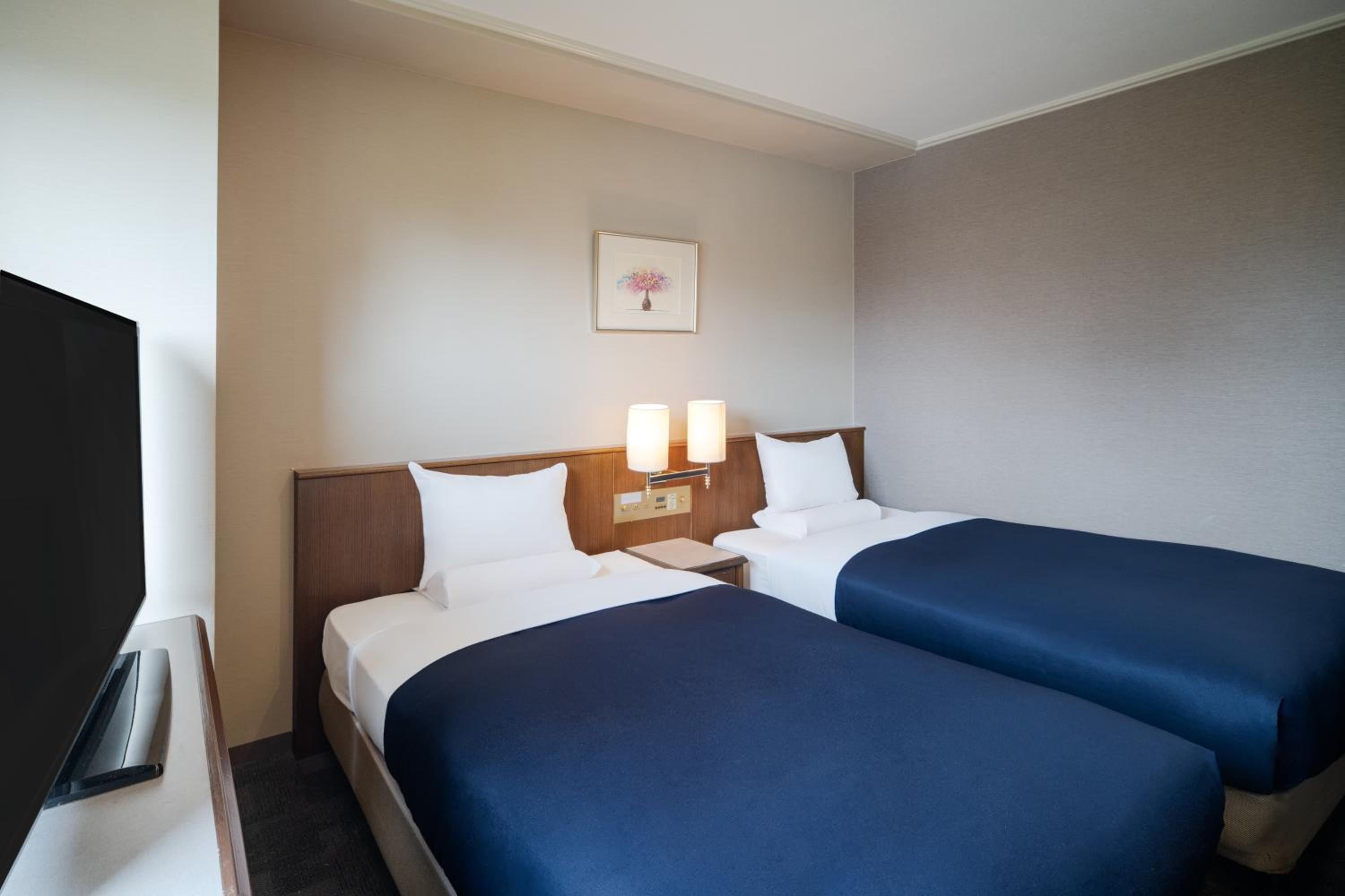 Standard Twin Room - Non-Smoking - House Keeping is Optional with Additional Cost - Photo 2