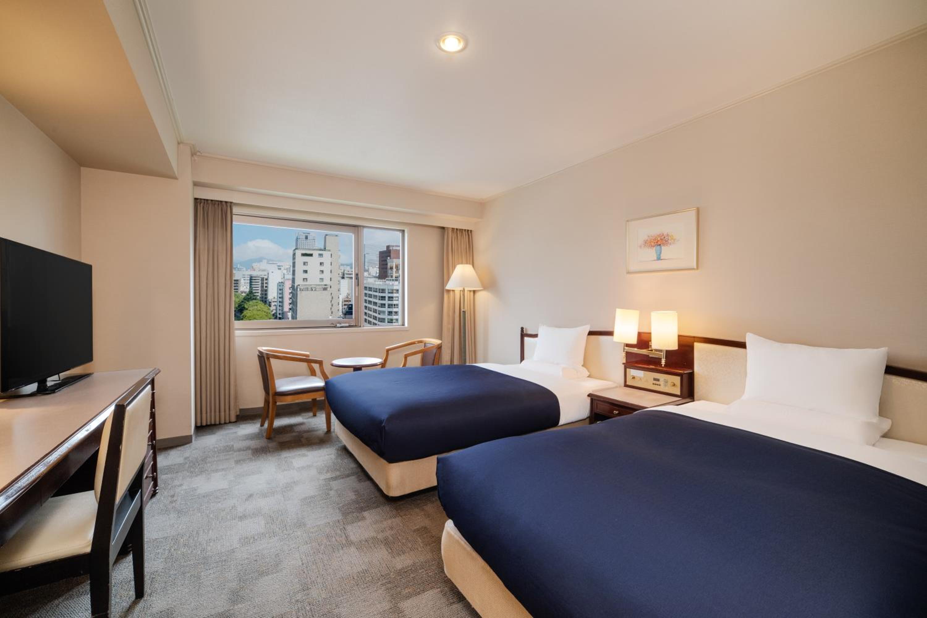 Superior Twin Room with Park View - Non-Smoking - House Keeping is Optional with Additional Cost - Photo 2