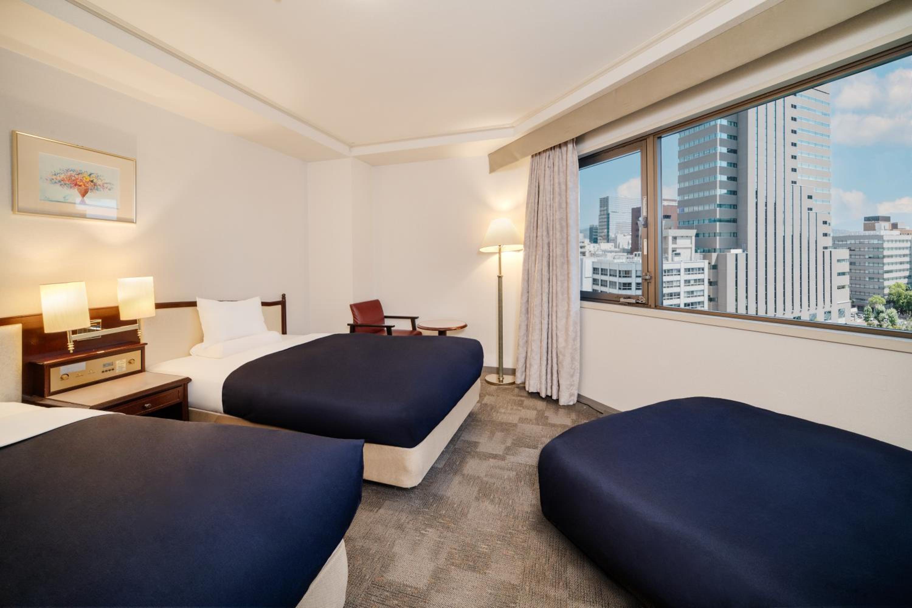 Standard Triple Room - Non-Smoking - House Keeping is Optional with Additional Cost - Photo 3