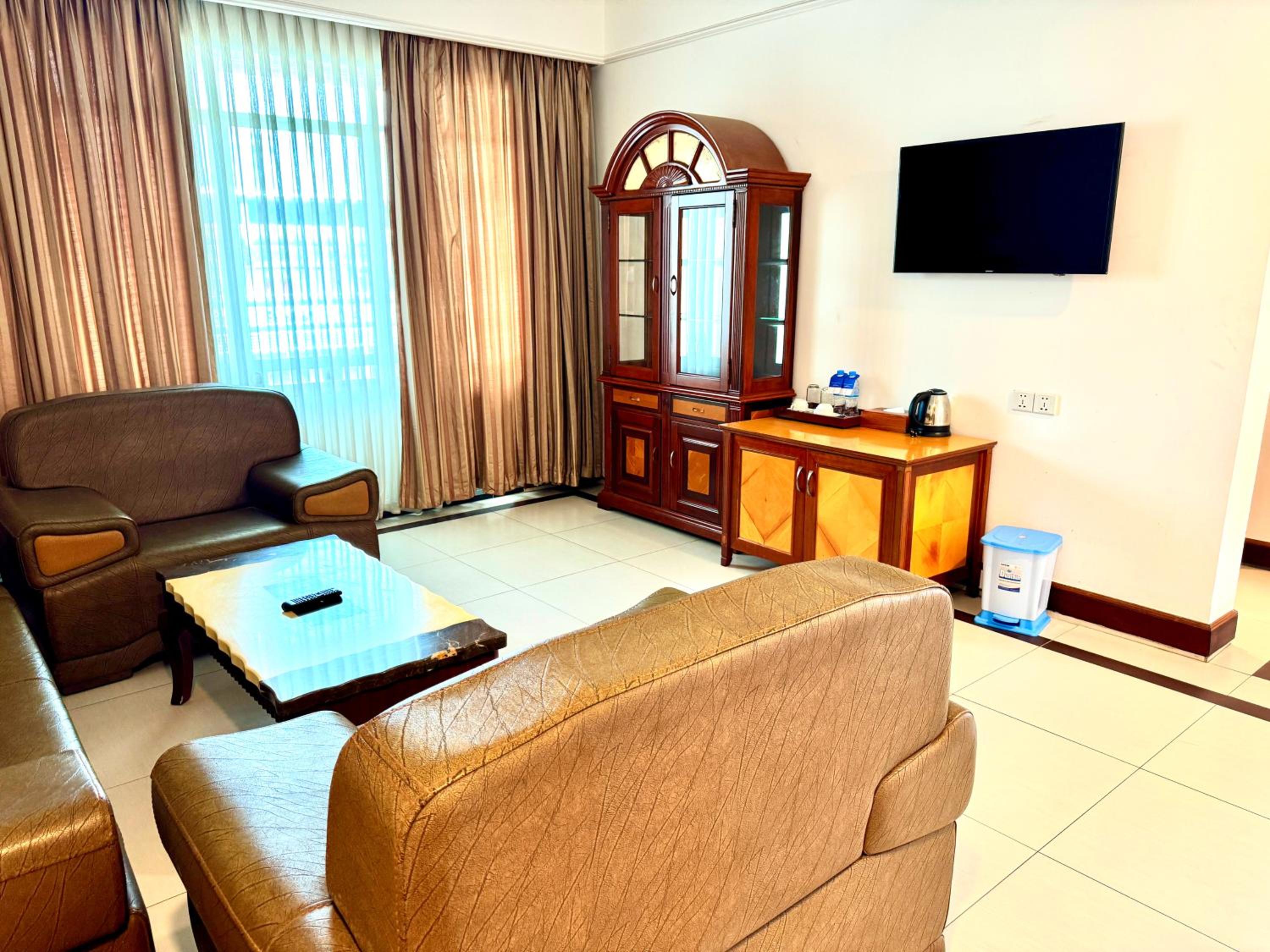 Junior Suite - Photo 2