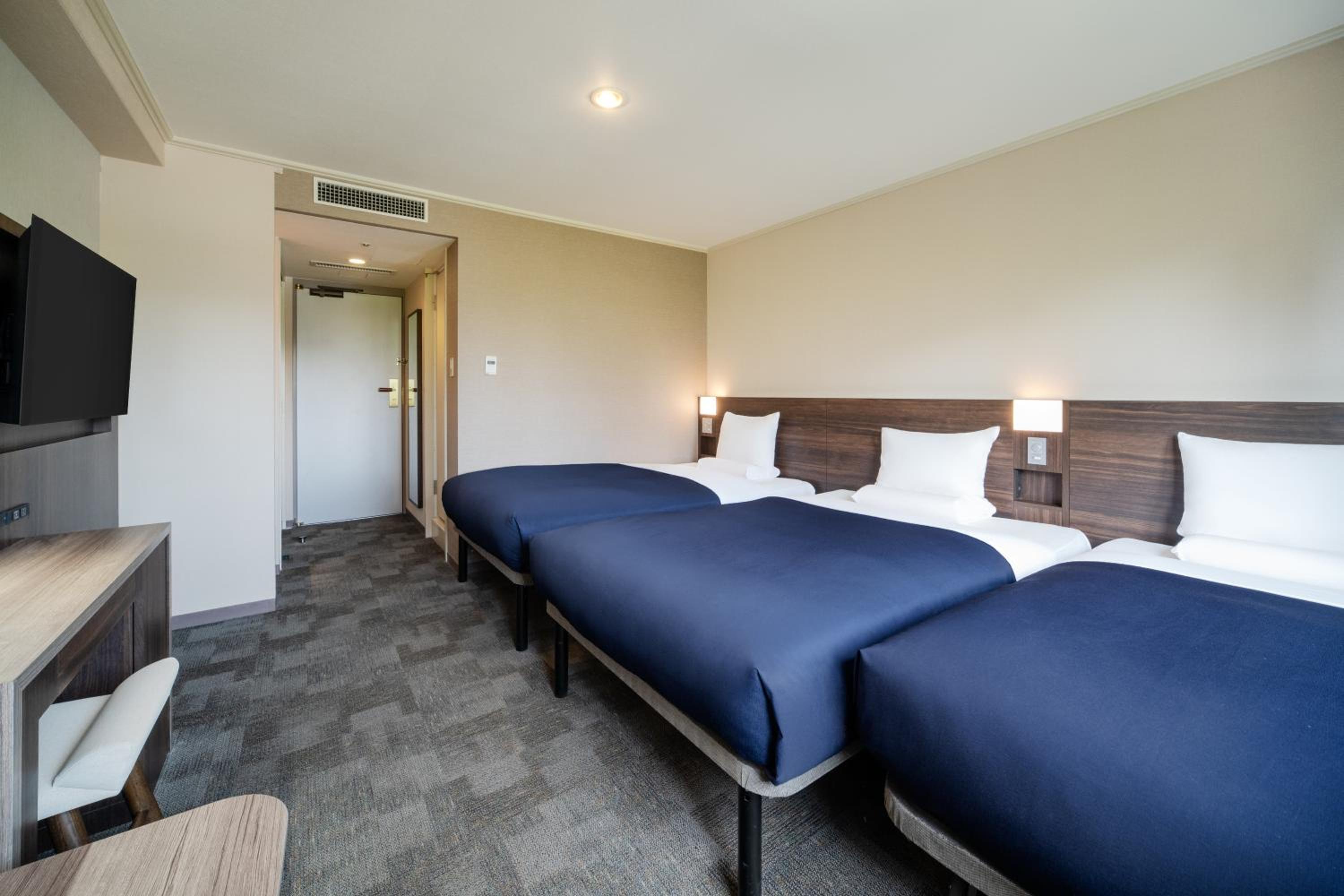 Standard Twin Room with 1 extra bed - Non-Smoking - House Keeping is Optional with Additional Cost