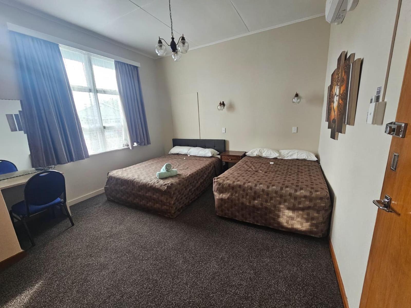Standard Queen Room