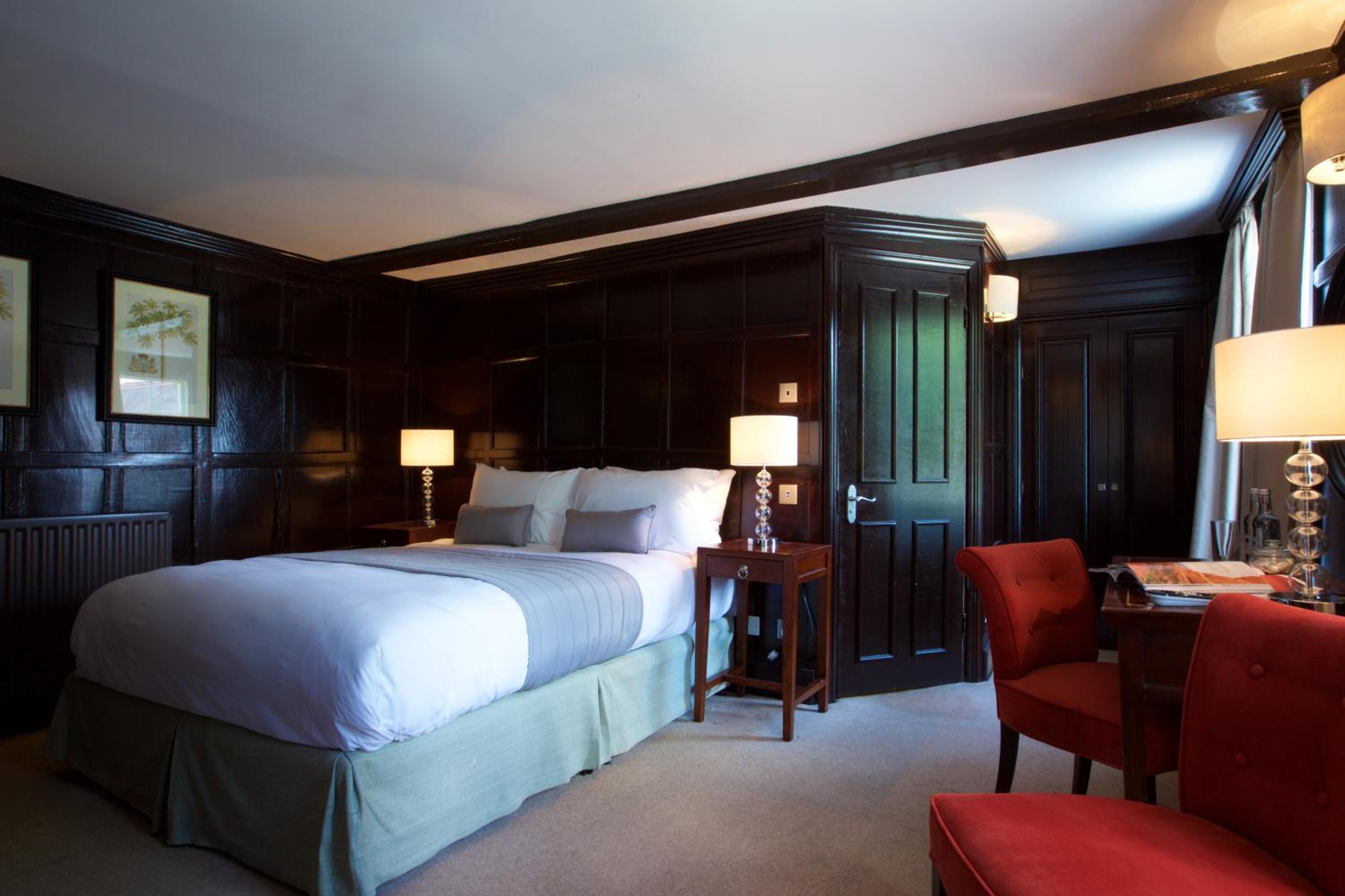 Double Room with Four Poster Bed photo 3