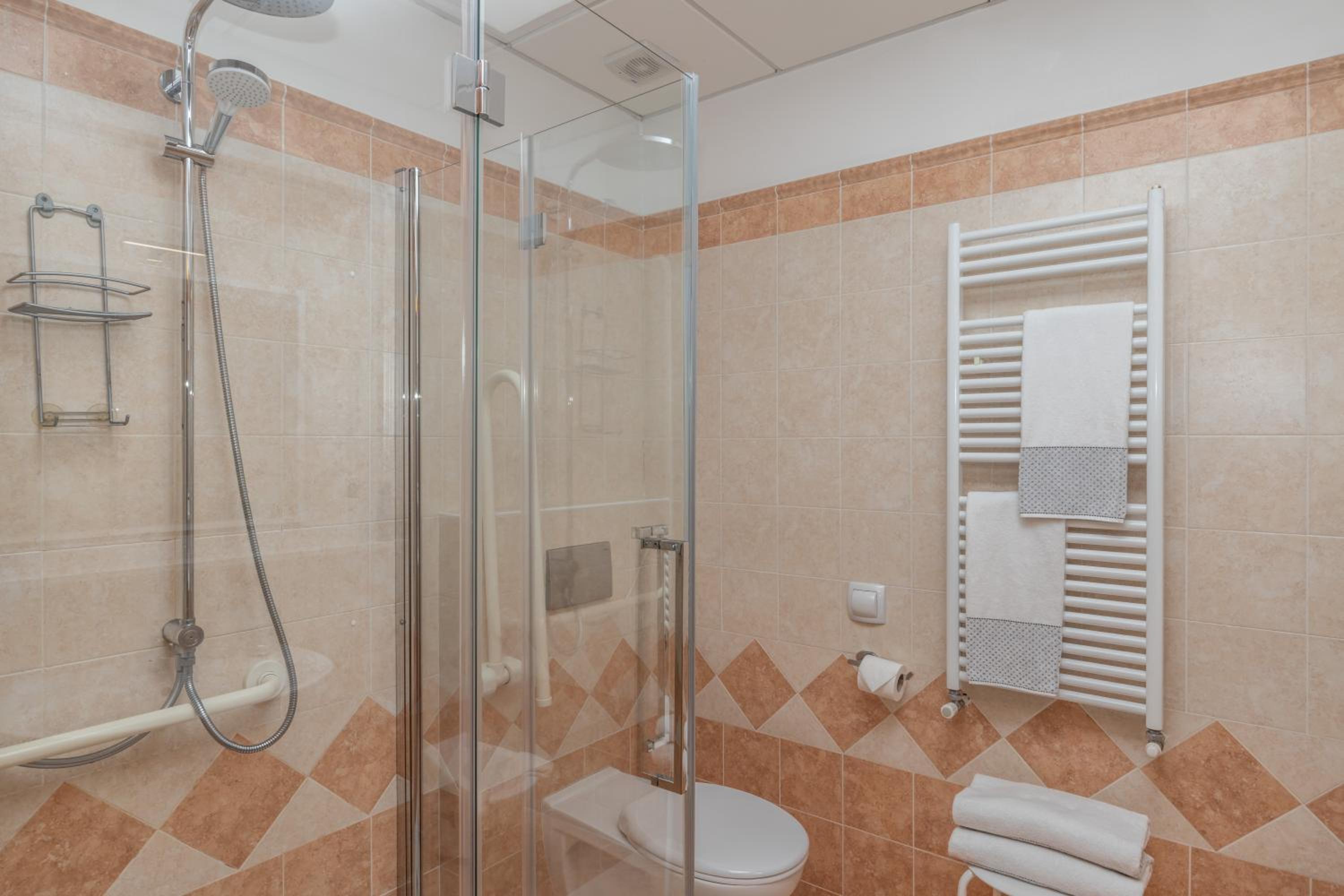 Superior Double or Twin Room with Garden View photo 2