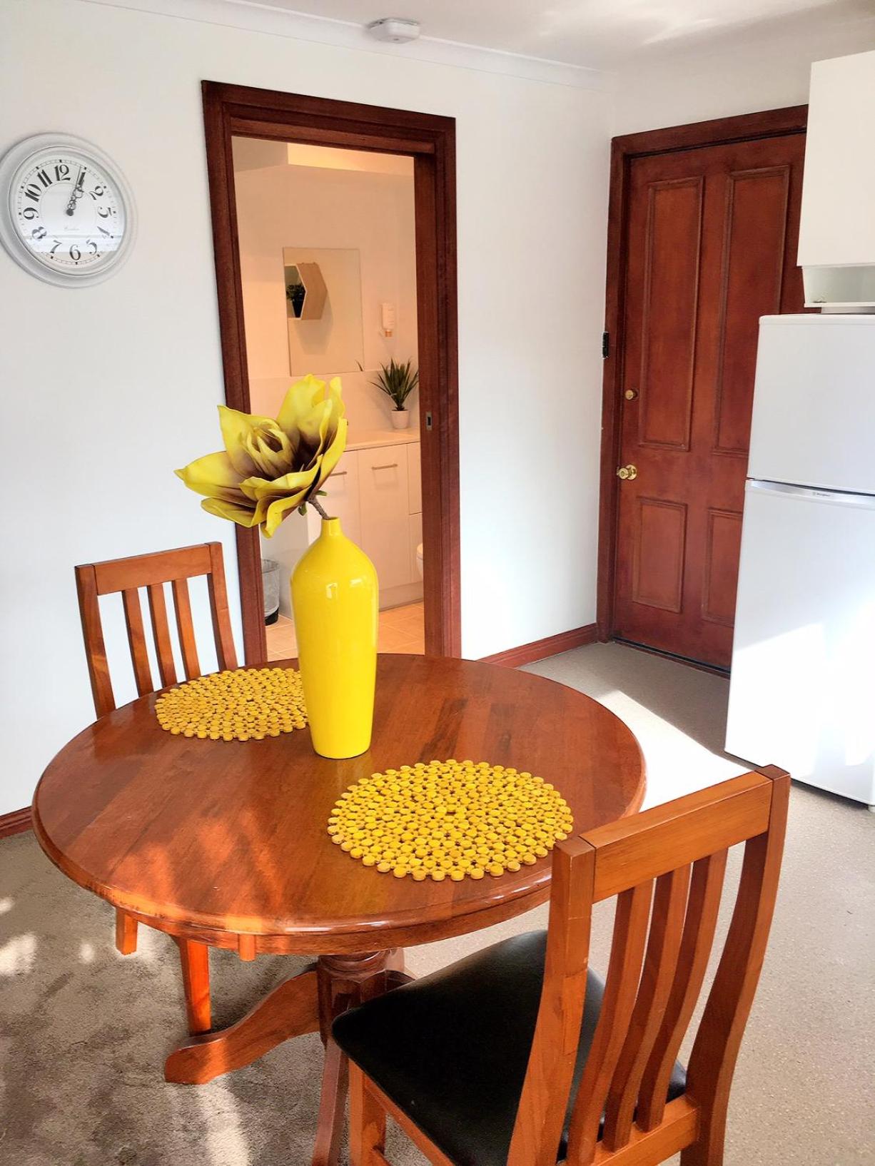 Studio Apartment photo 2