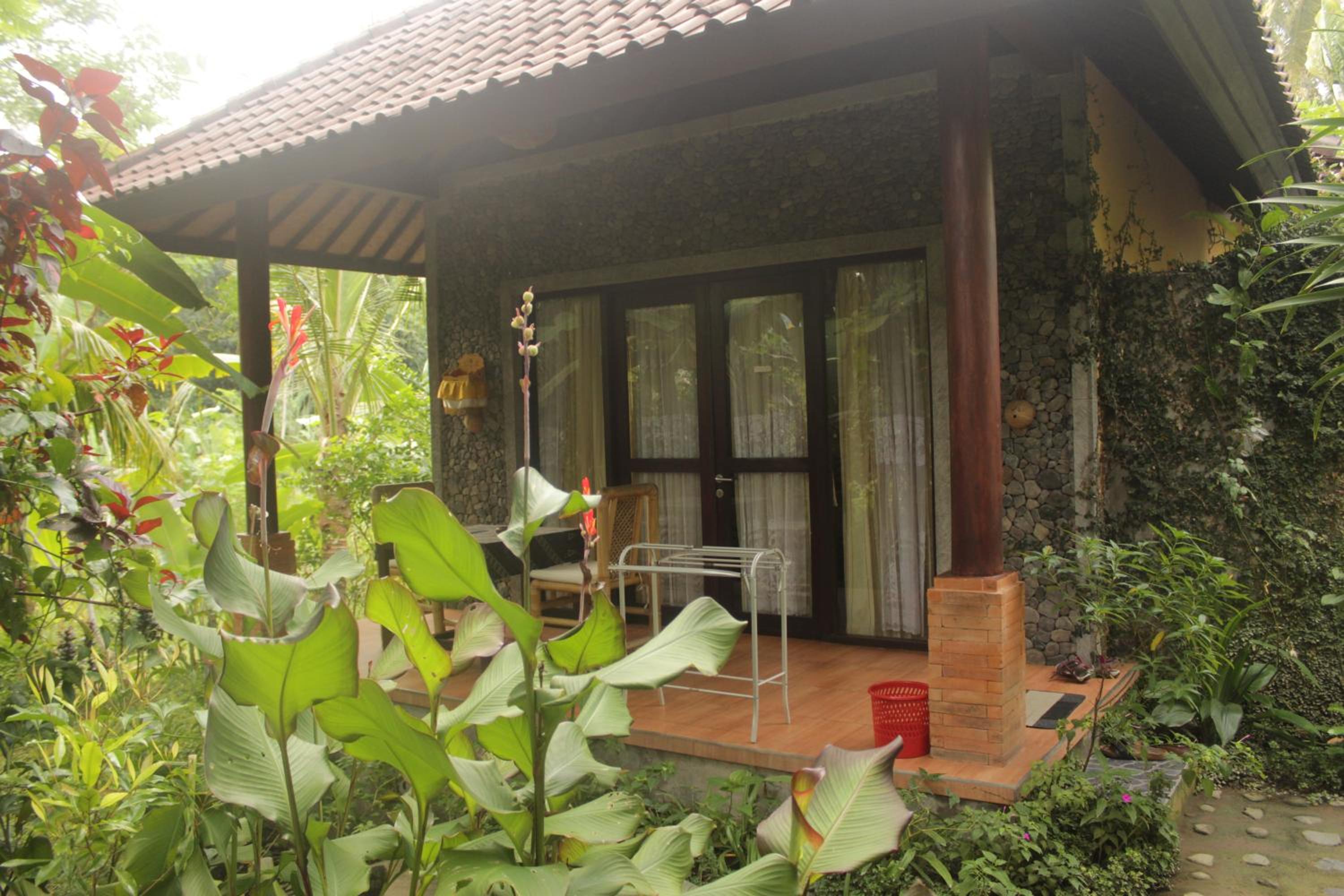 Deluxe Double Room with Balcony - Photo 4