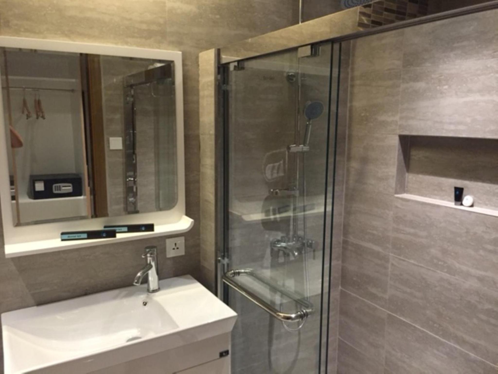 Standard Twin Room - Photo 3