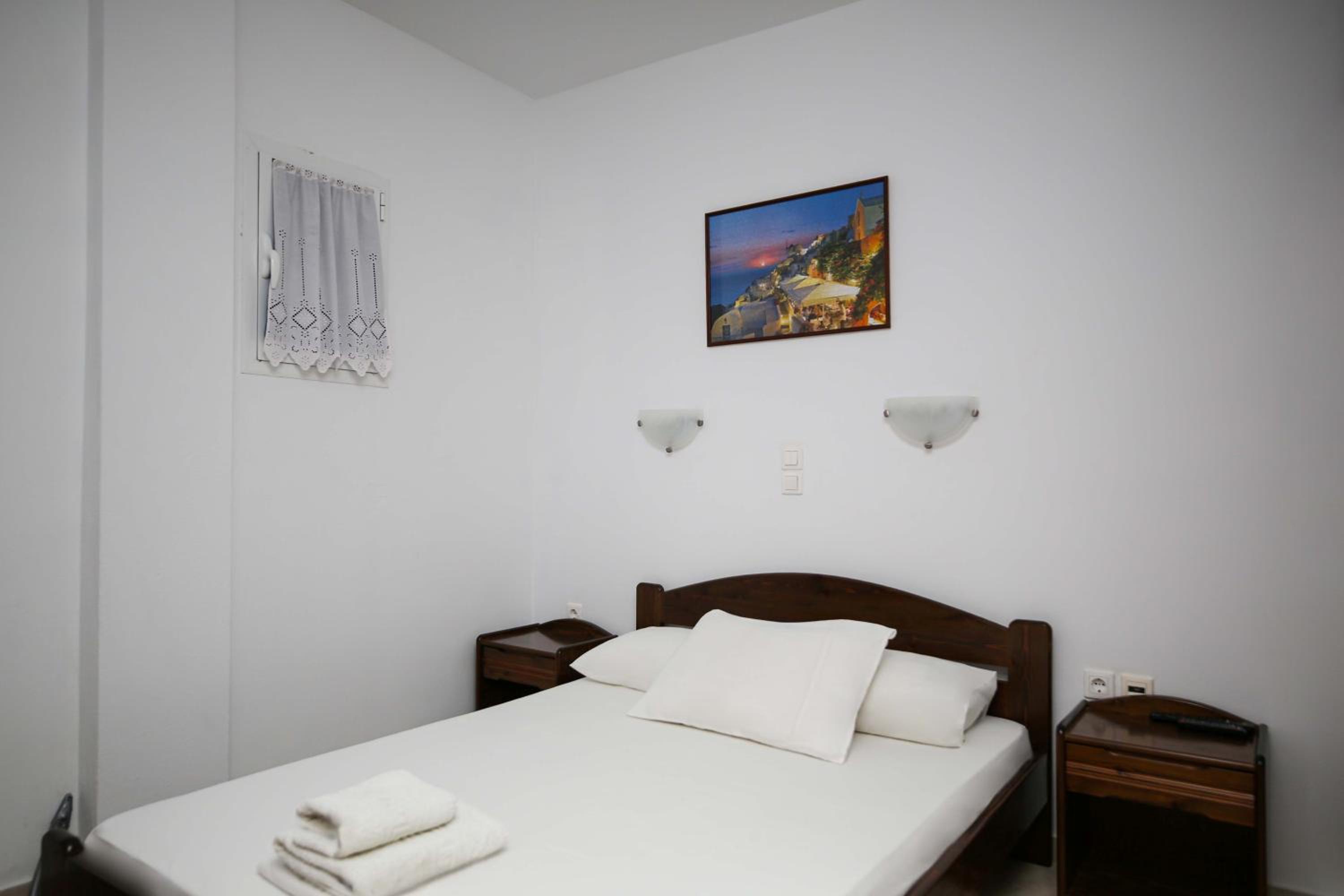 Standard Double or Twin Room photo 3