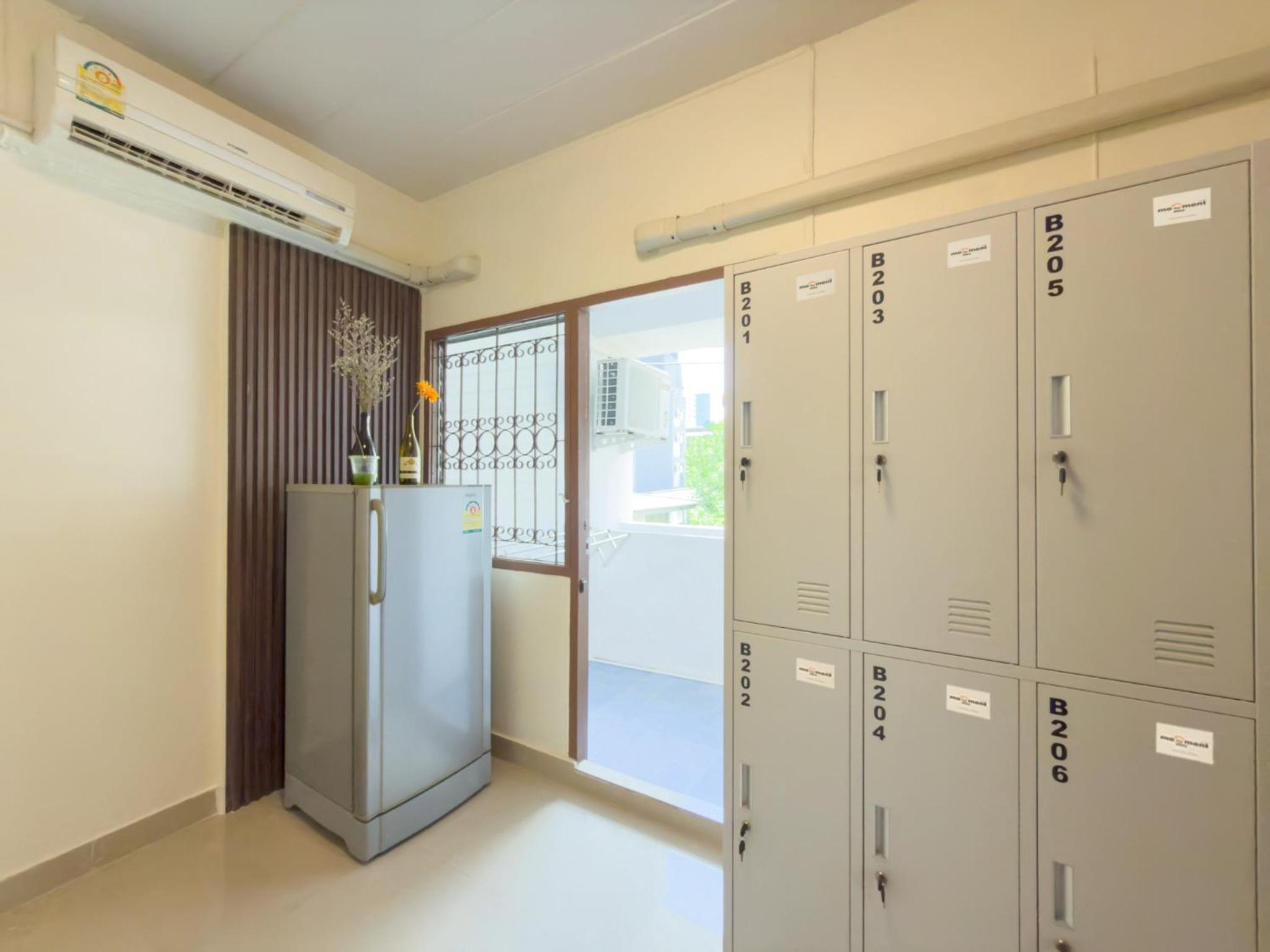 Bed in 6-Bed Mixed Dormitory Room photo 2