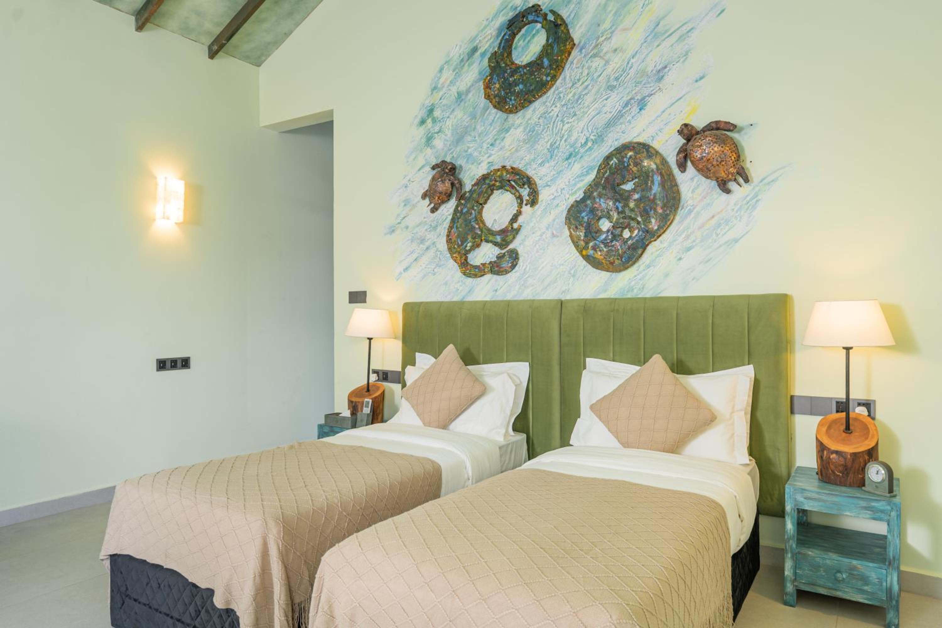 Superior Sea View Villa with Pool - Photo 11