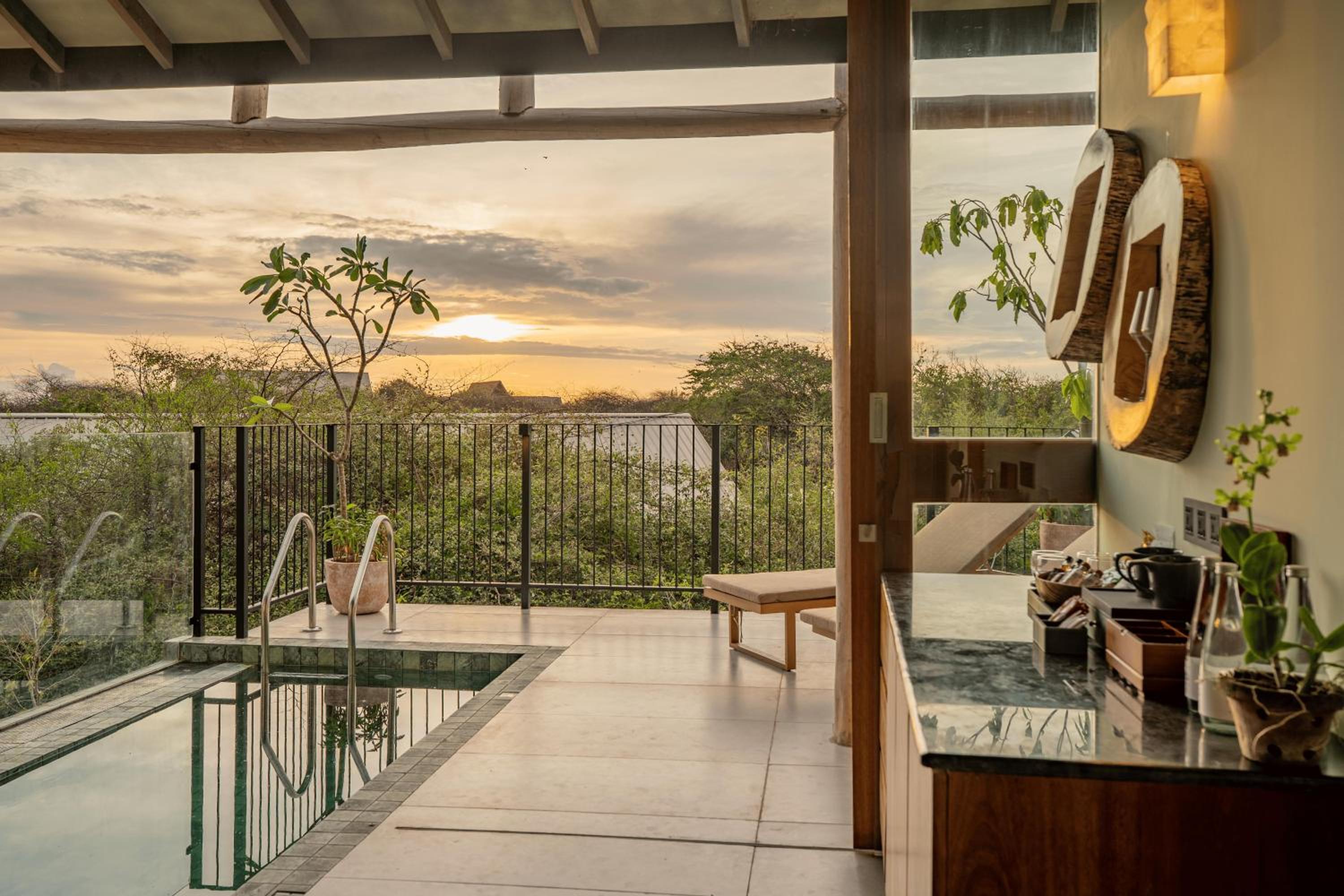 Deluxe Sea View Villa with Pool - Photo 6