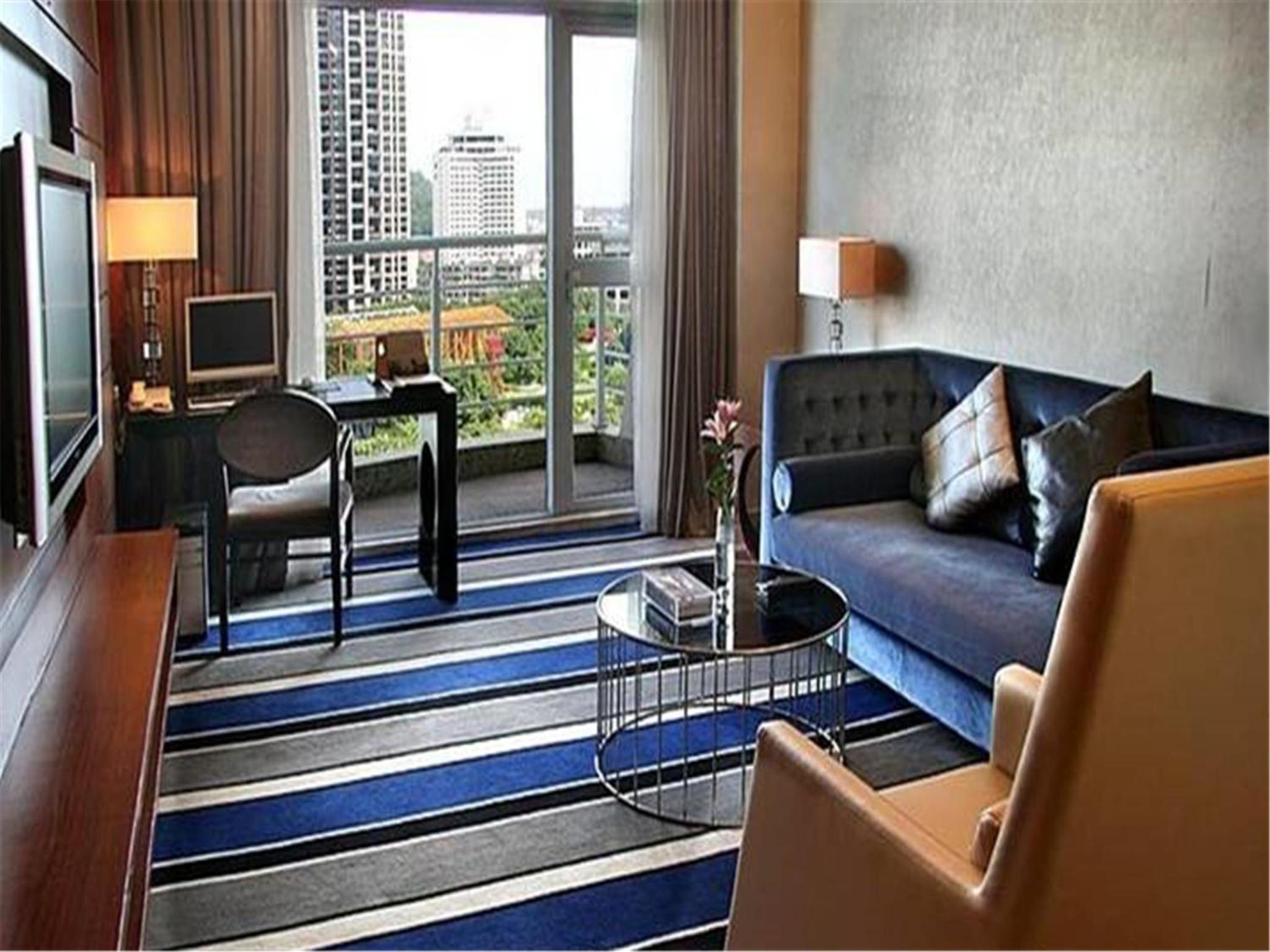 Executive Suite photo 1