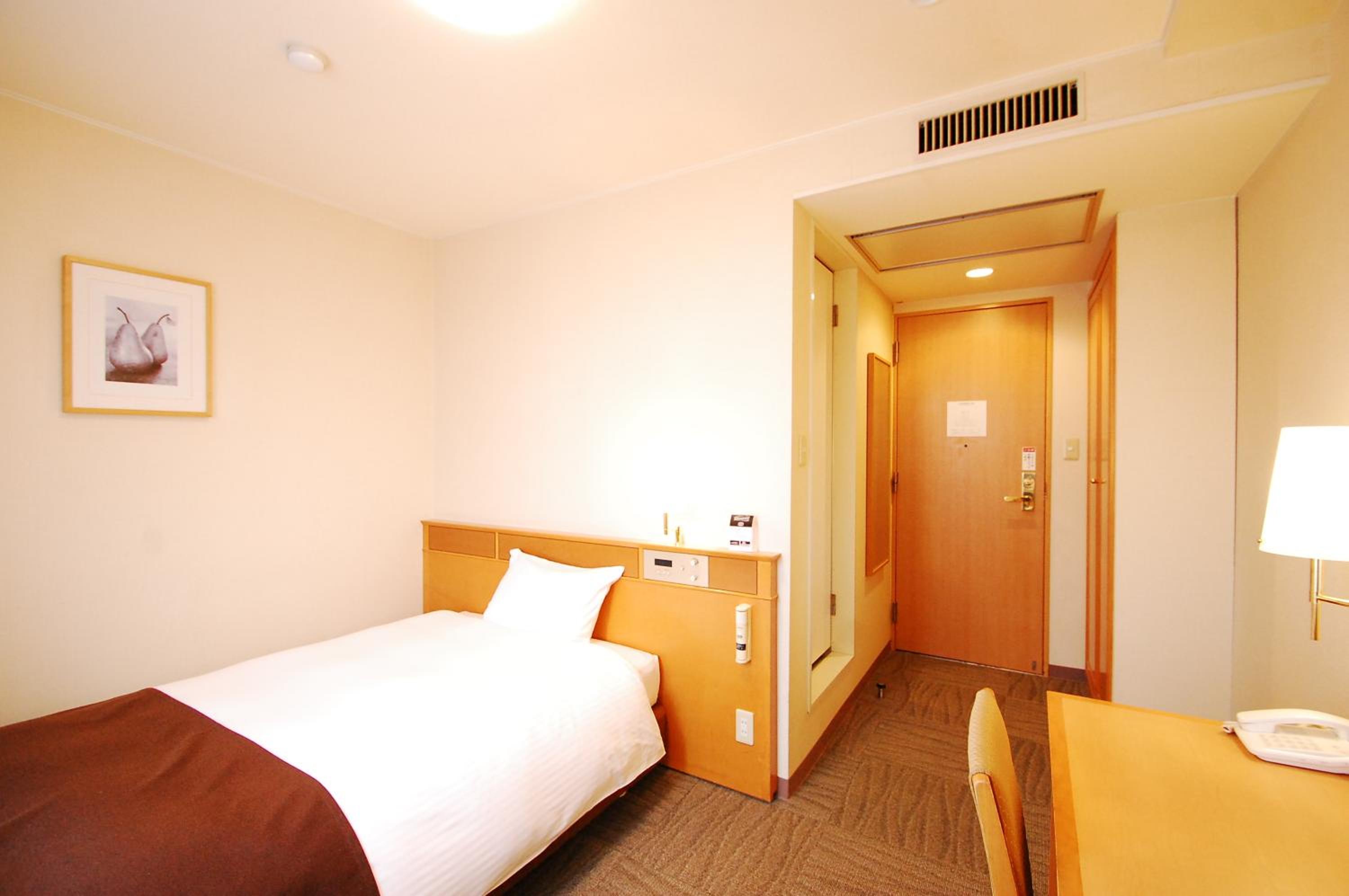 Single Room - Non-Smoking photo 1
