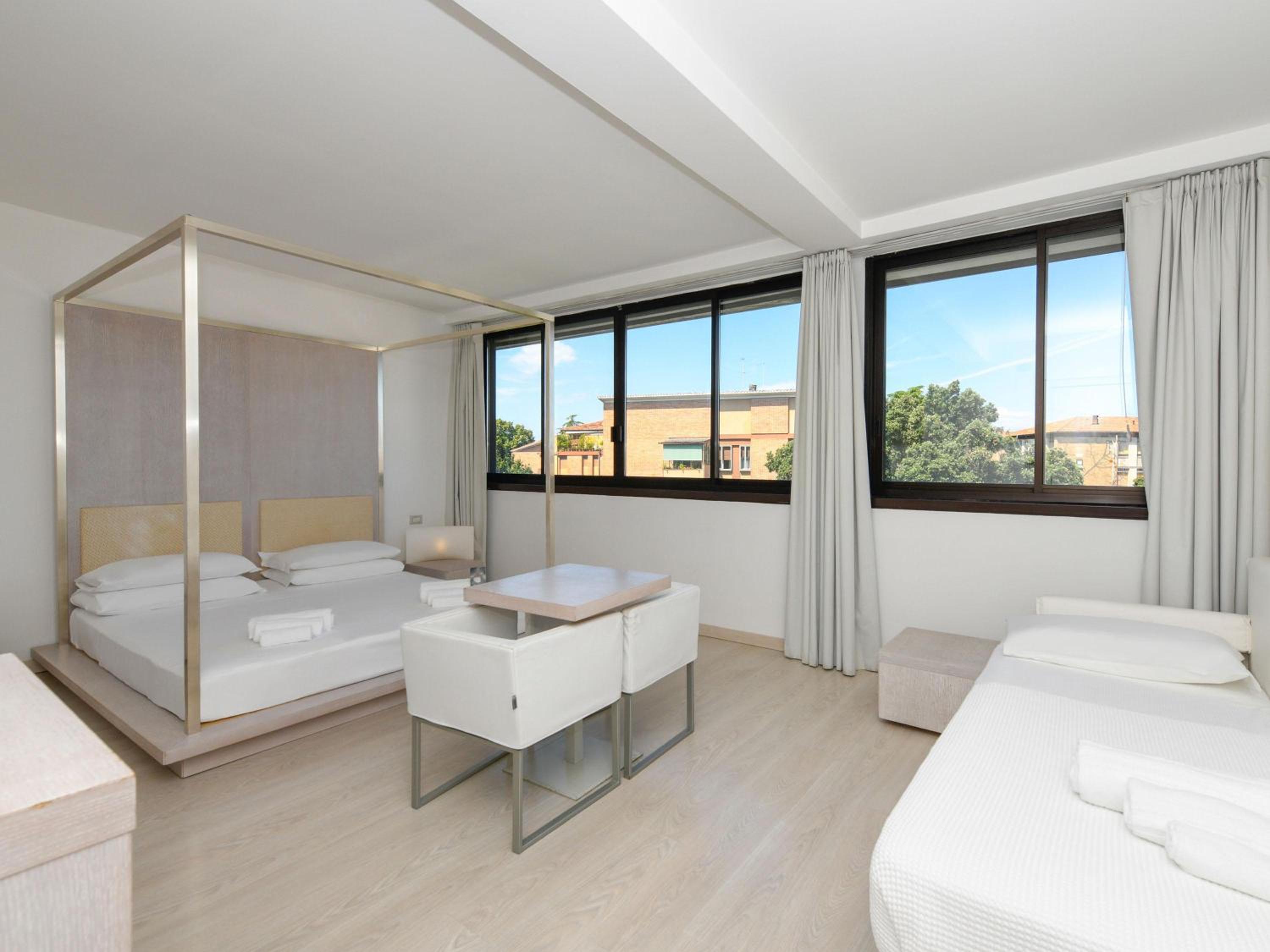 Standard Triple Room - Photo 2