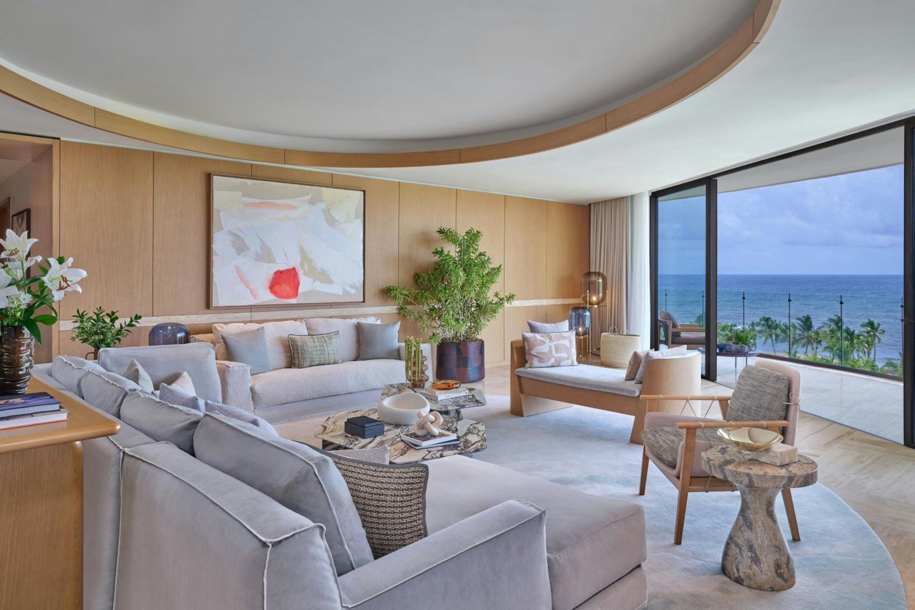 One-Bedroom Presidential Suite with Ocean View and Balcony photo 3