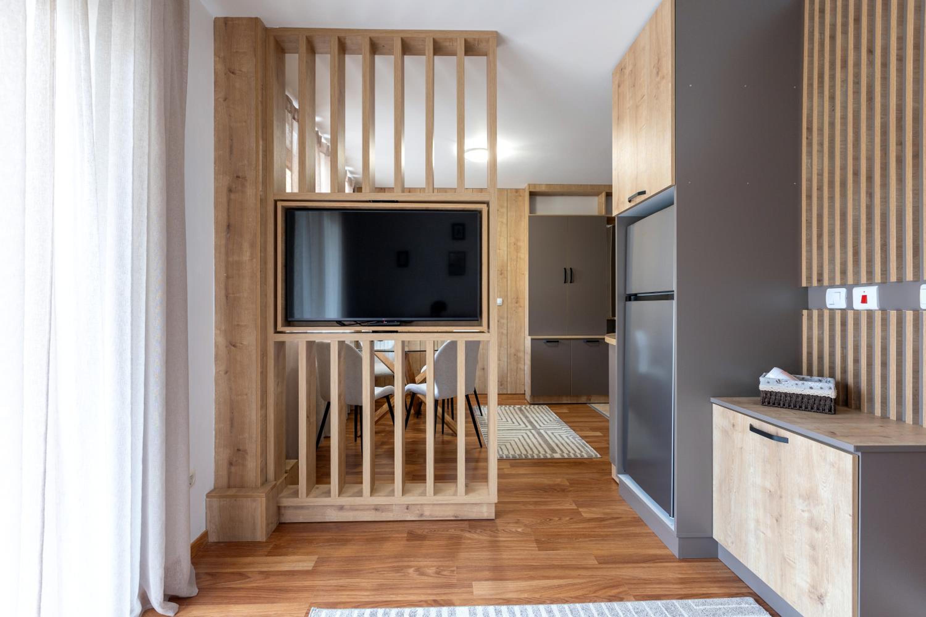 One-Bedroom Apartment with Garden View photo 3
