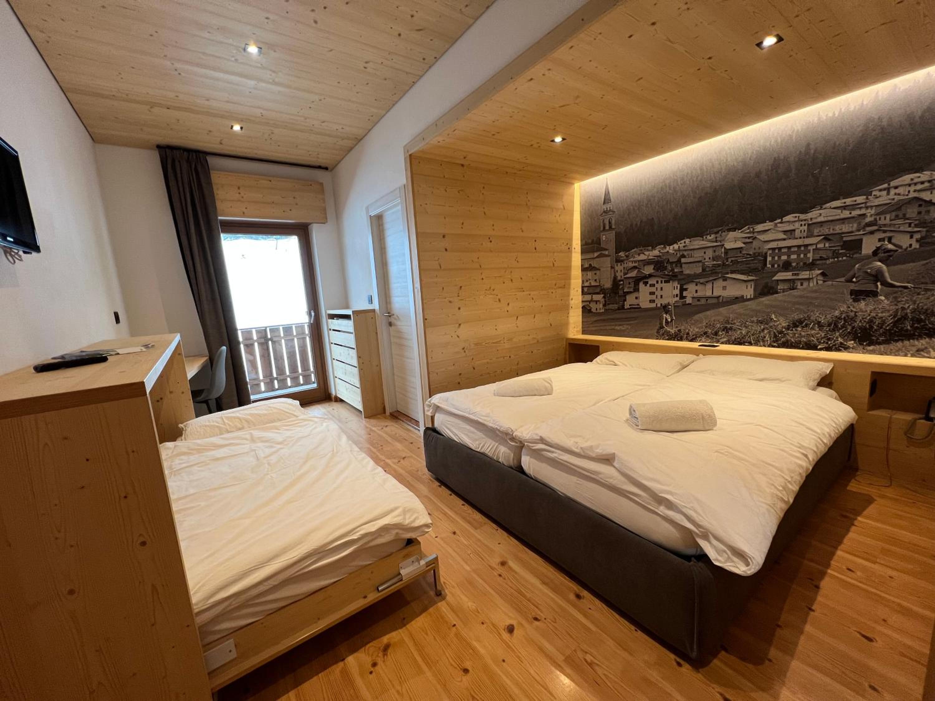 Double Room with Balcony (2 Adults + 1 Child)