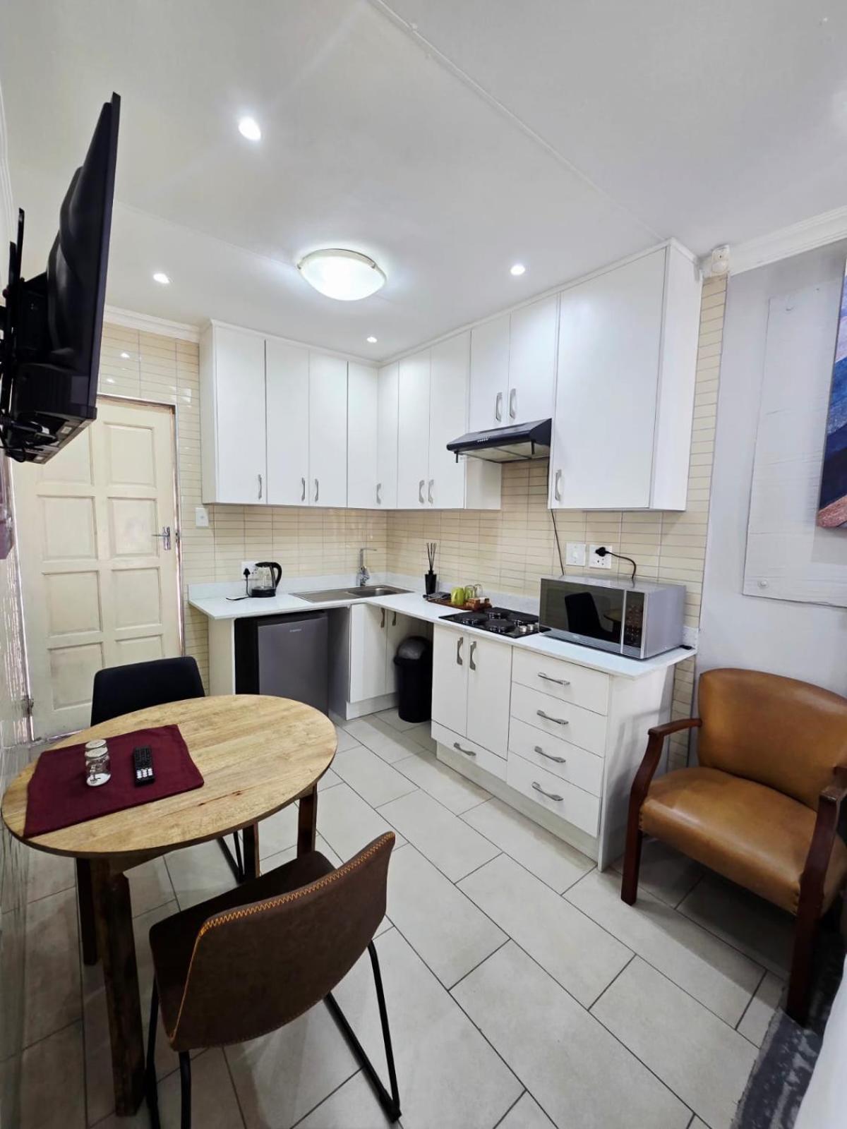 Luxury King Room