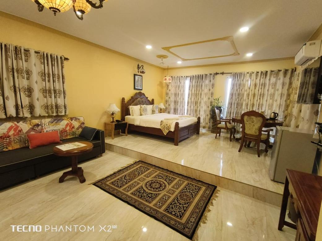 Boutique Room with Jacuzzi – Sea-Facing photo 3