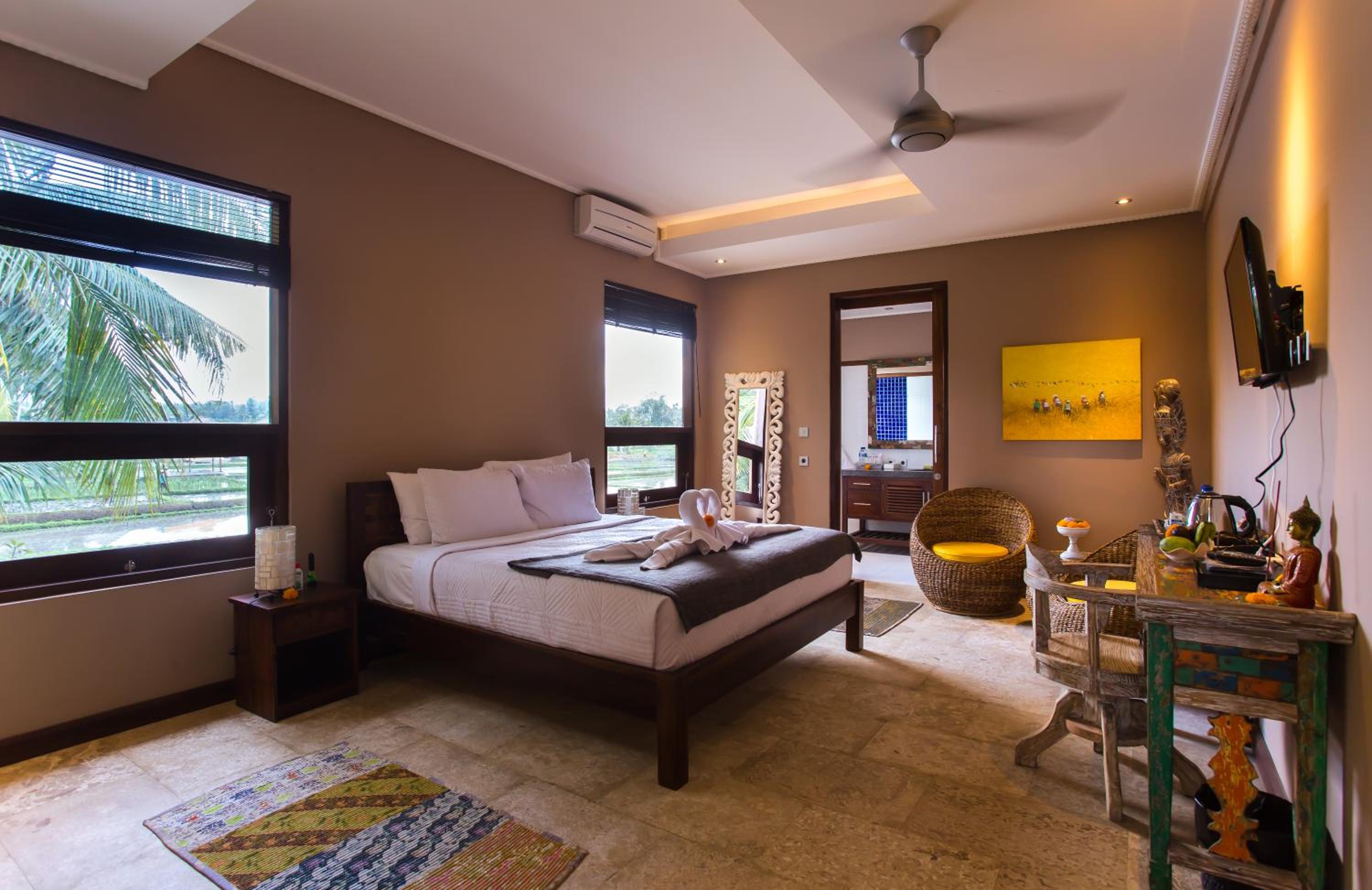 Adjoining Queen Rooms with Ricefields View