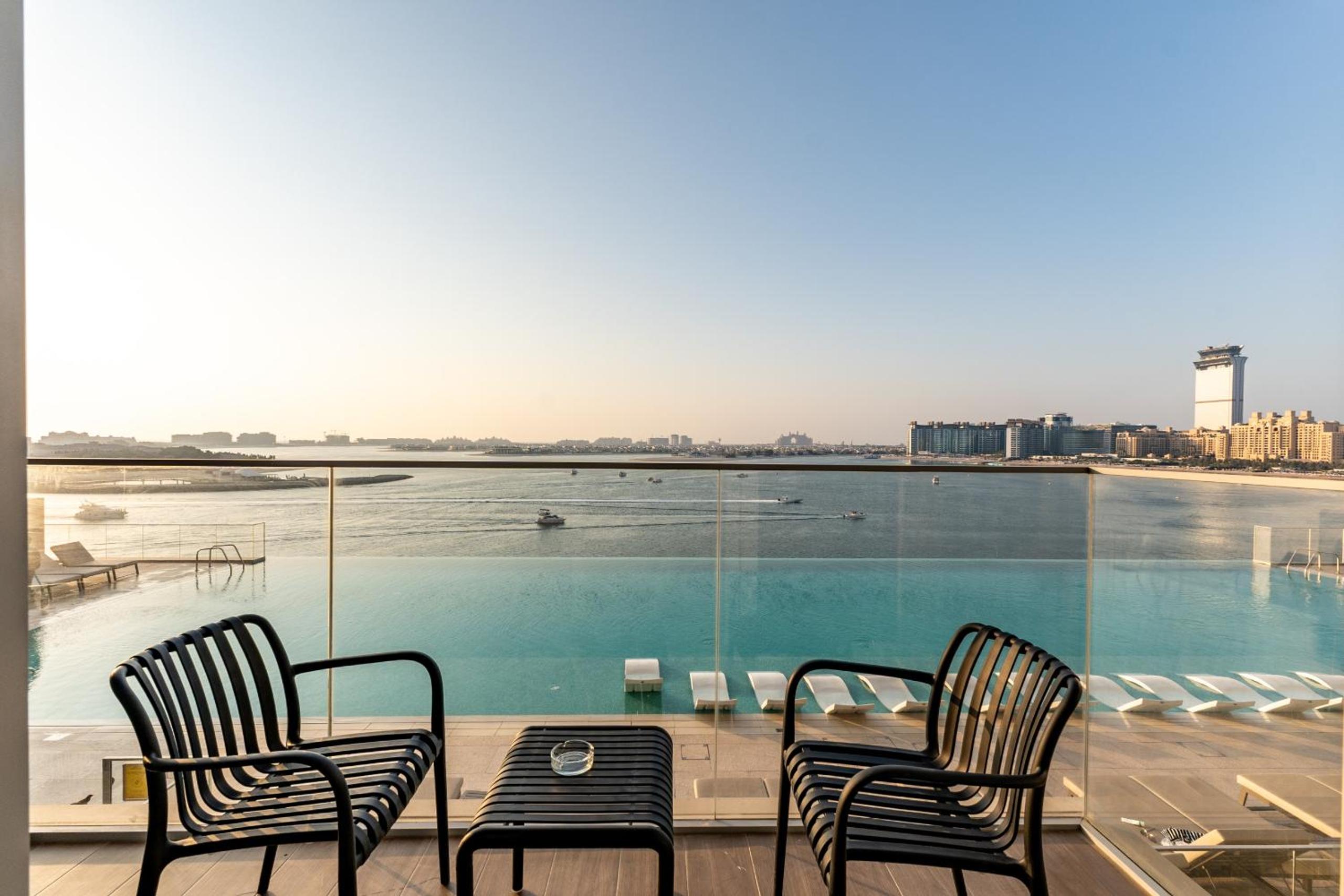 Two-Bedroom Apartment with Sea View photo 3