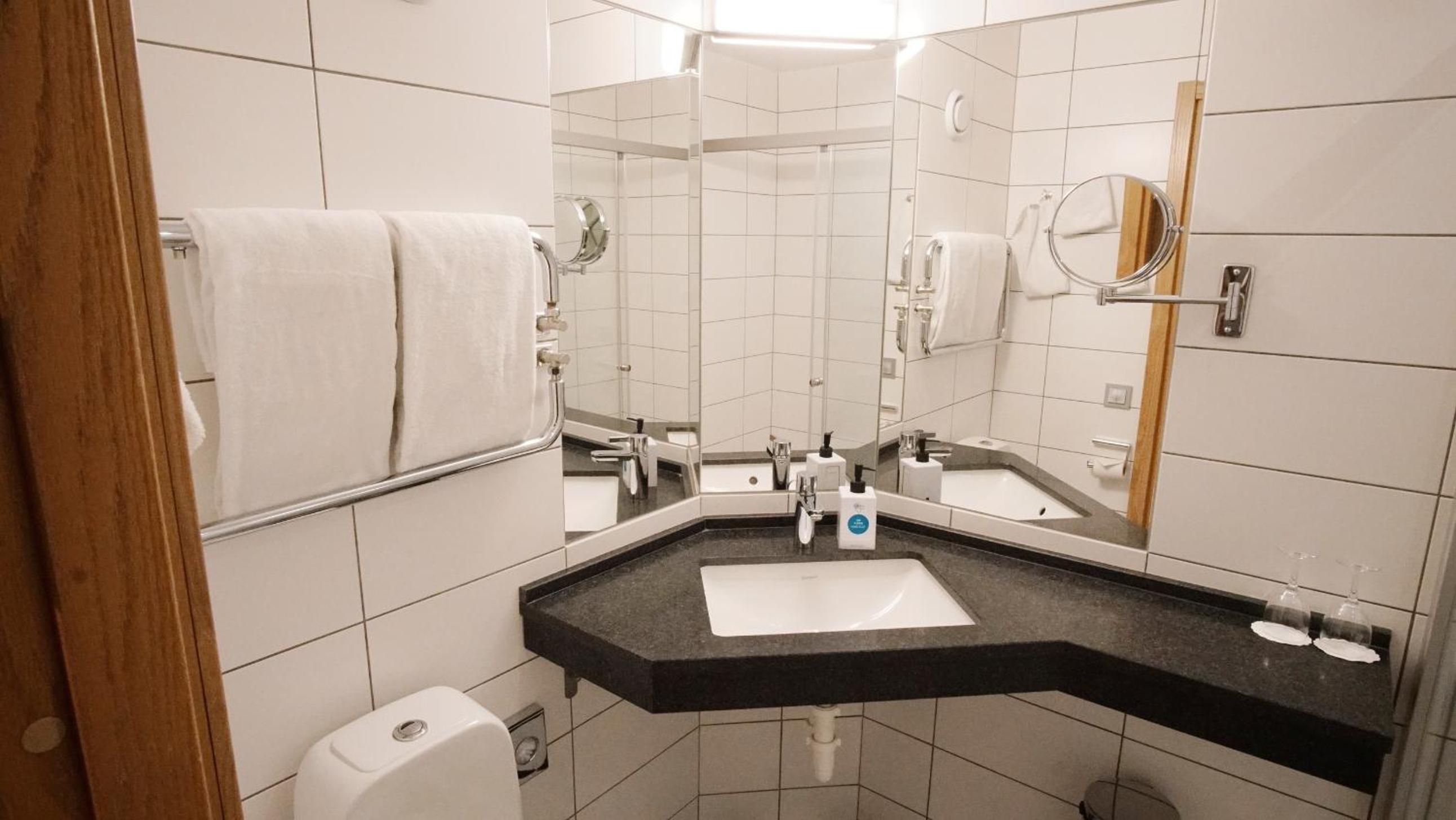 Standard Triple Room - Photo 1