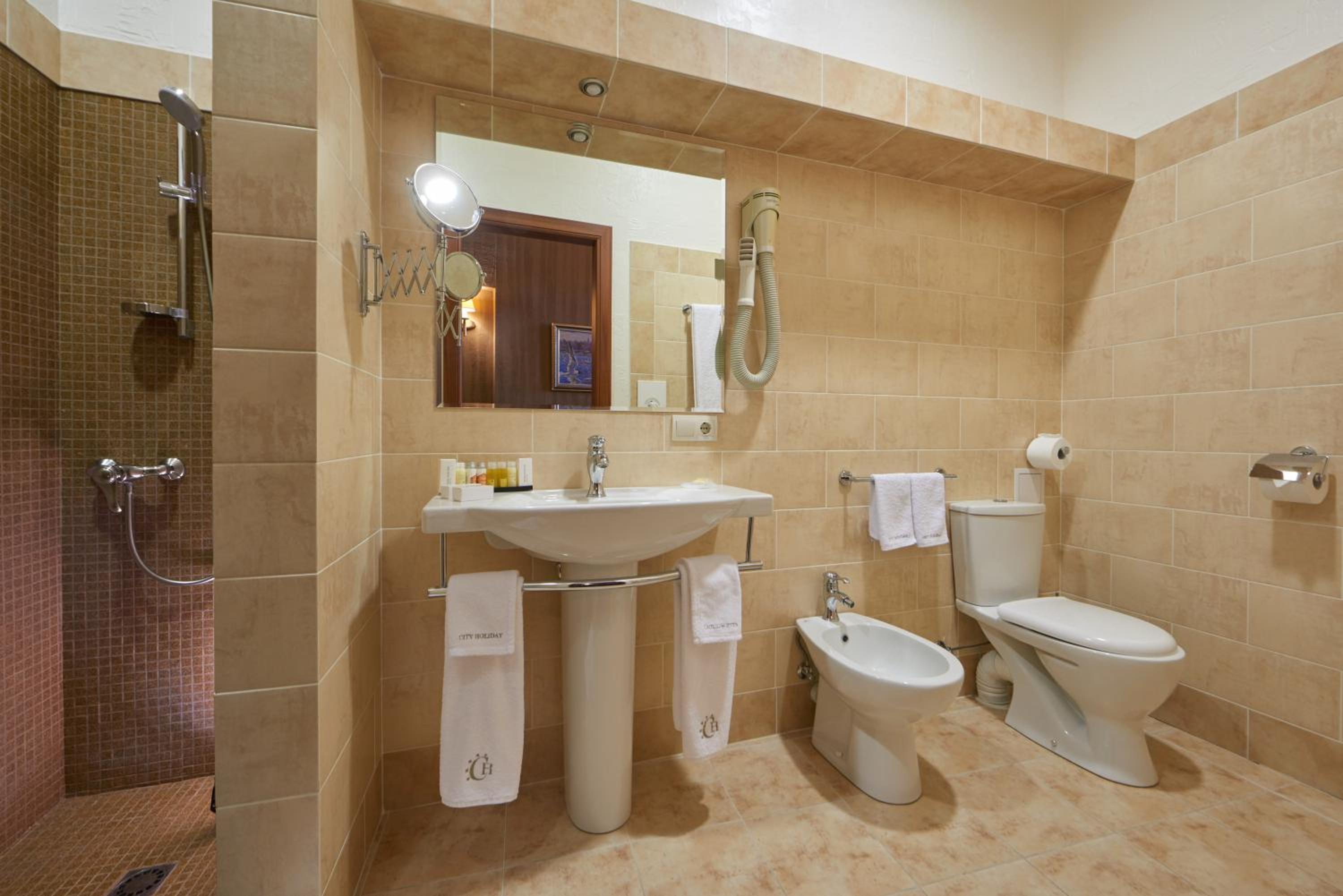 Standard Twin Room photo 2