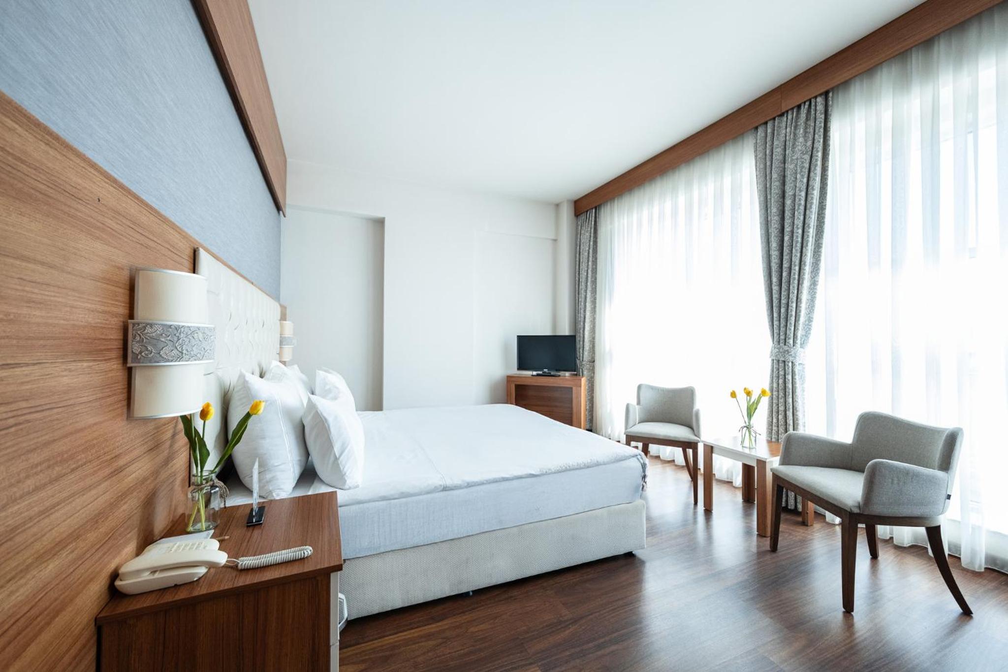 Suite with Sea View