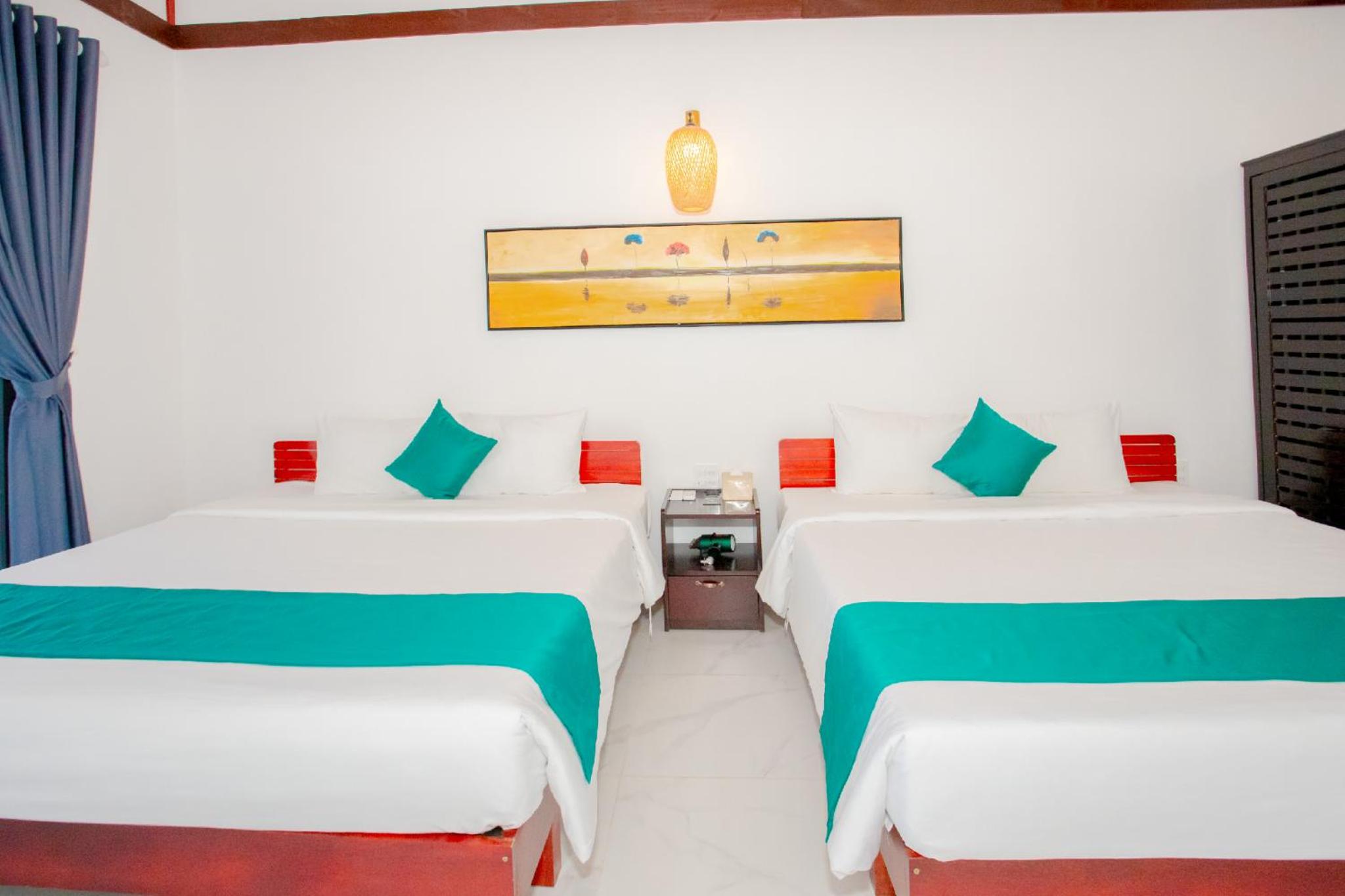 Deluxe Twin Room with Sea View - Photo 2