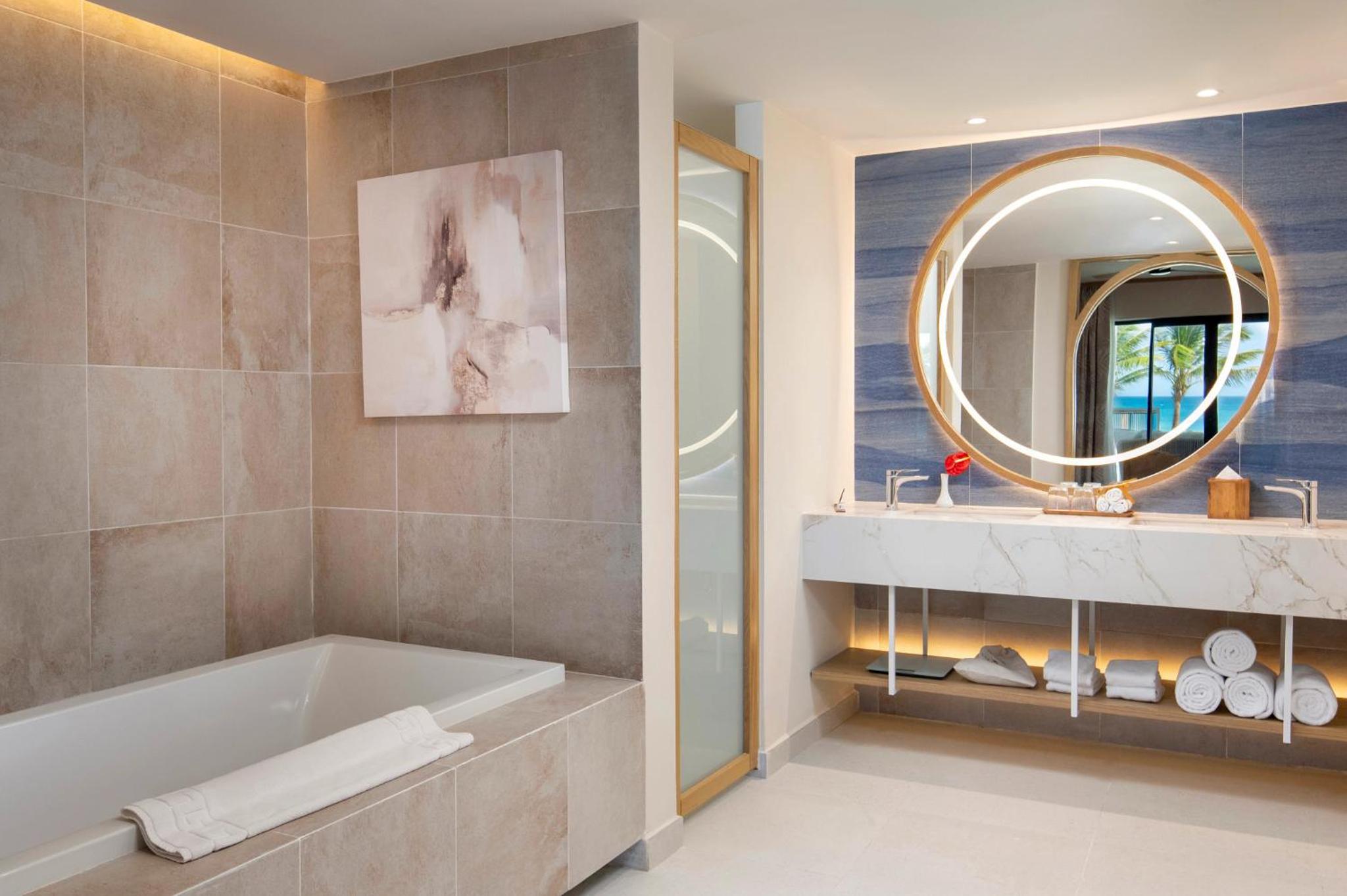 Preferred Club Master Suite Ocean Front - Photo 2