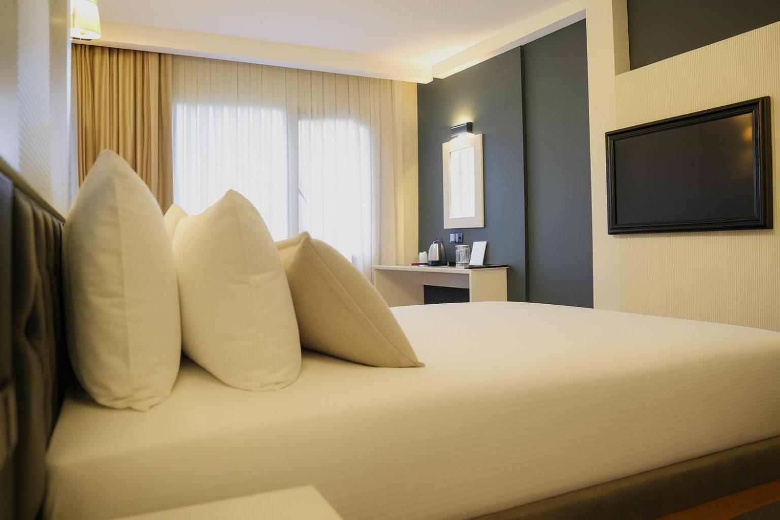 Family Double Suite with Sofa Bed and City View - Non-Smoking - Photo 3