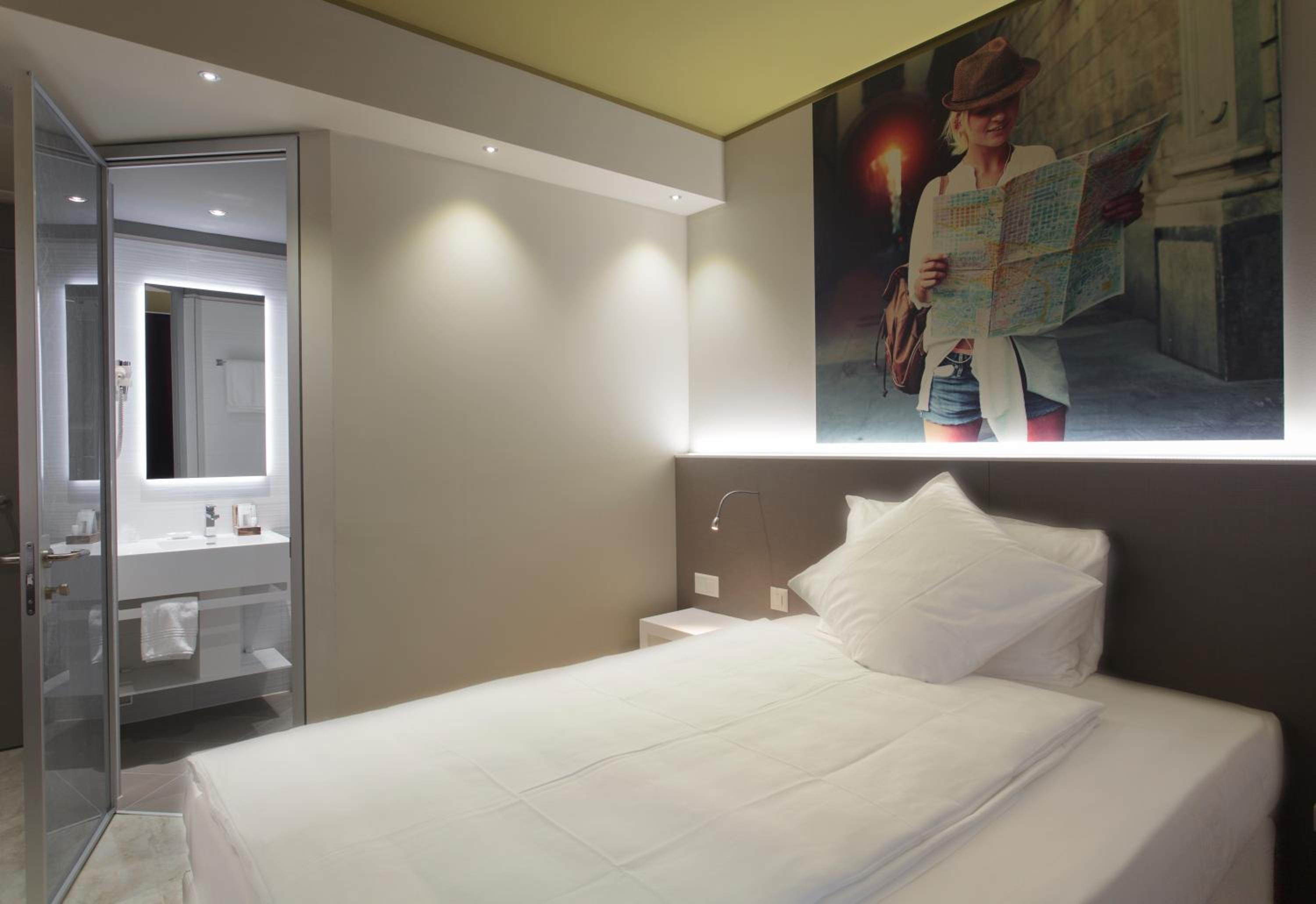 Economy Single Room