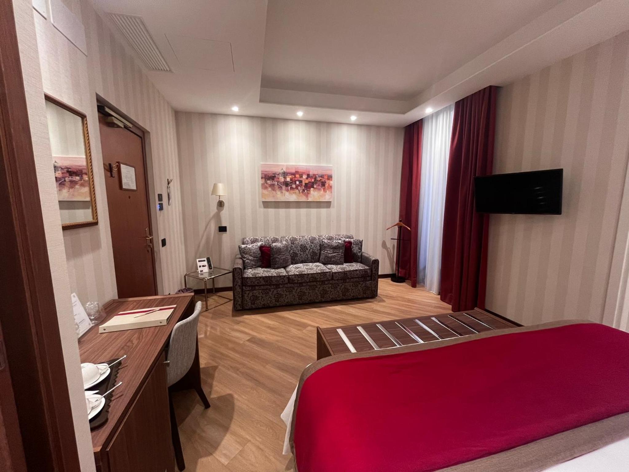 Triple Room - Photo 6