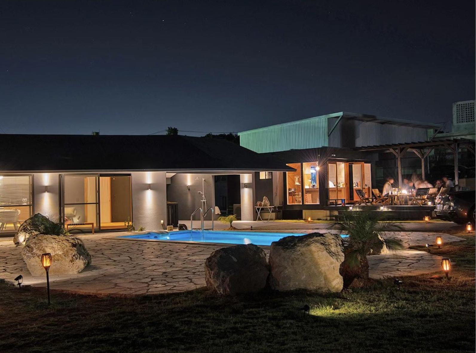Deluxe Villa photo 1