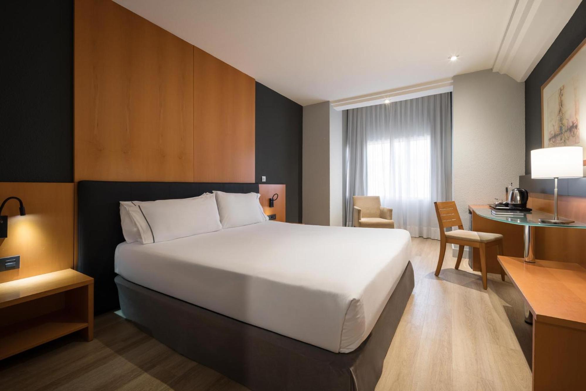 Double or Twin Room - Photo 1
