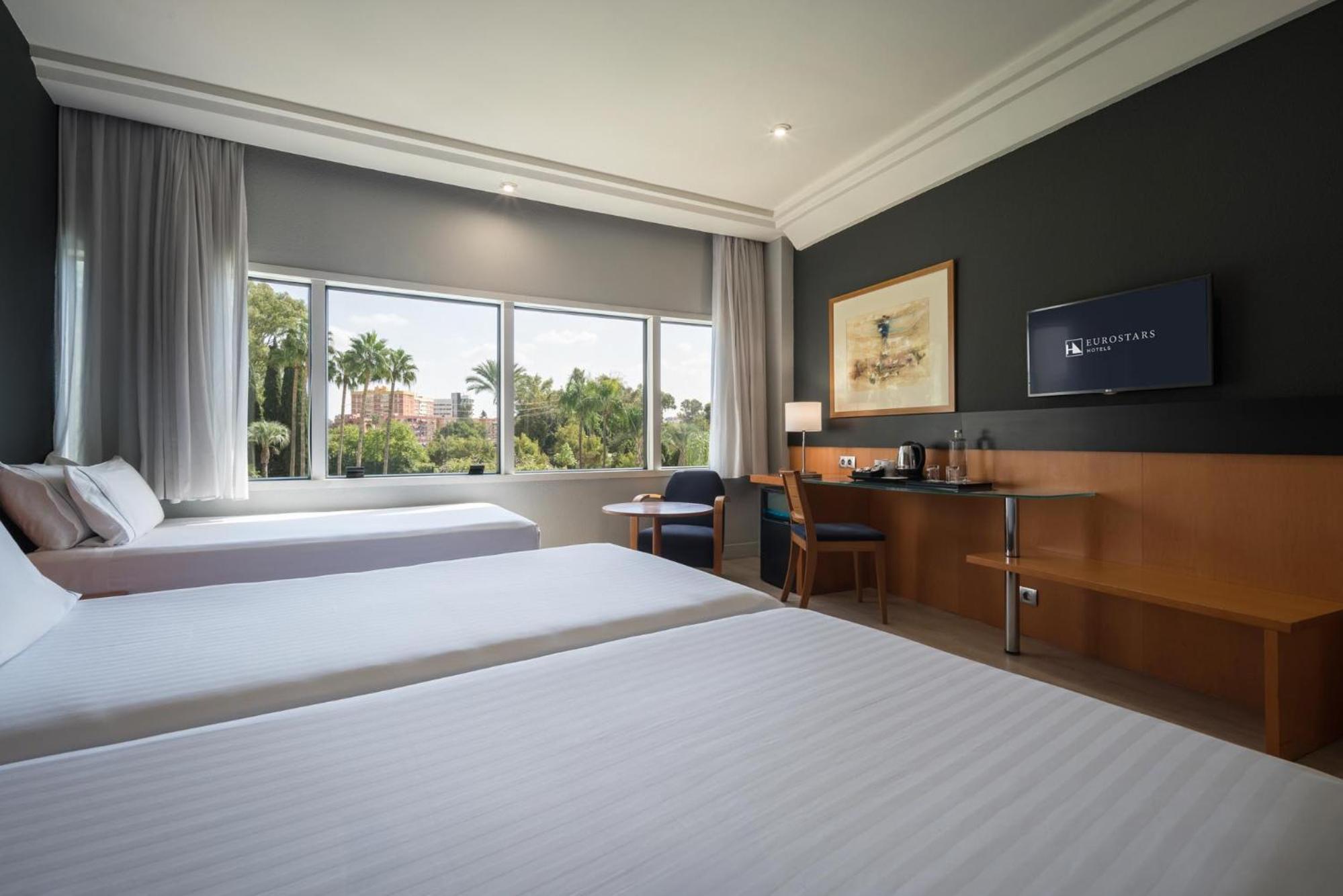 Triple Room - Photo 5