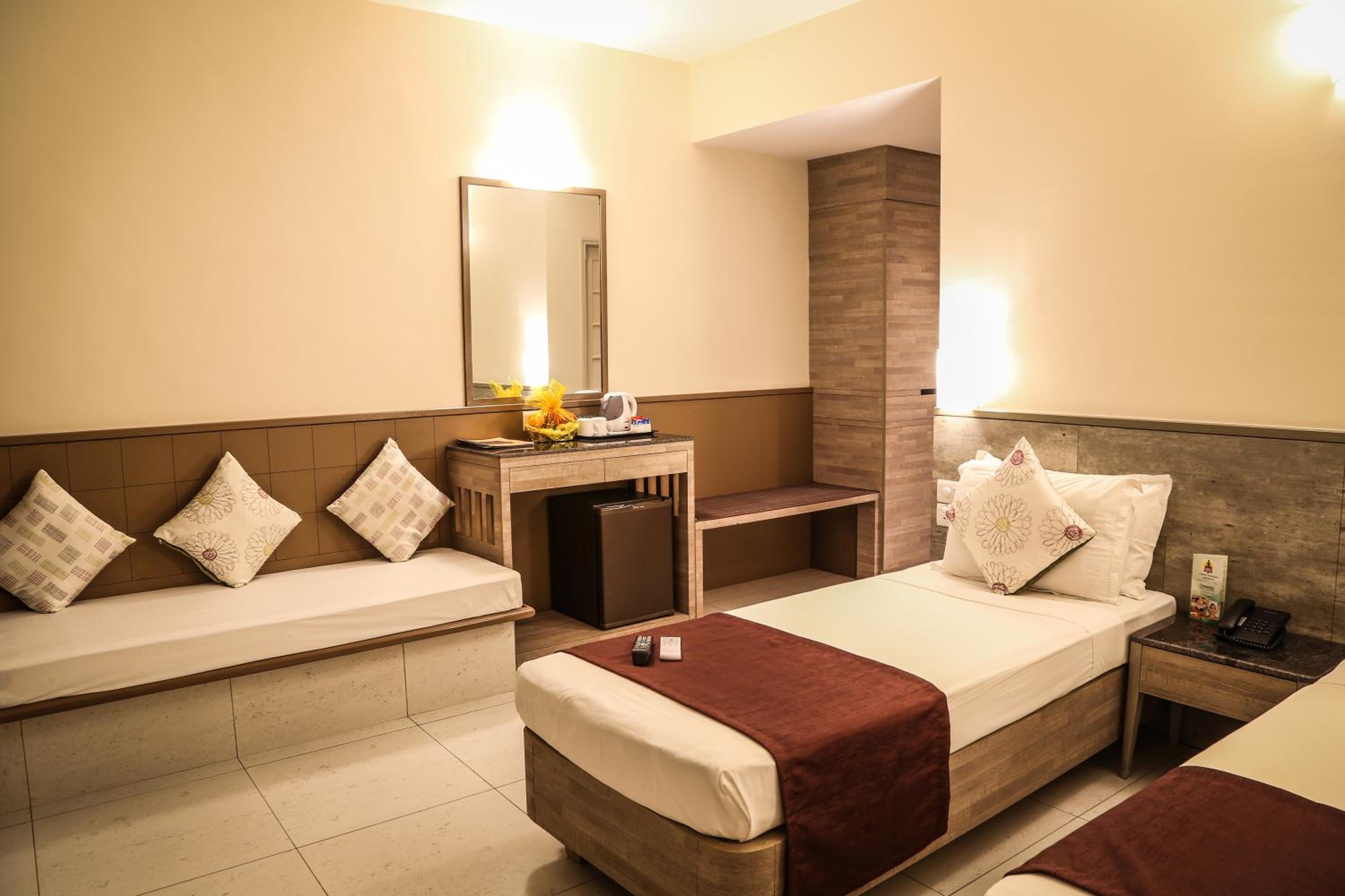 Deluxe Double or Twin Room