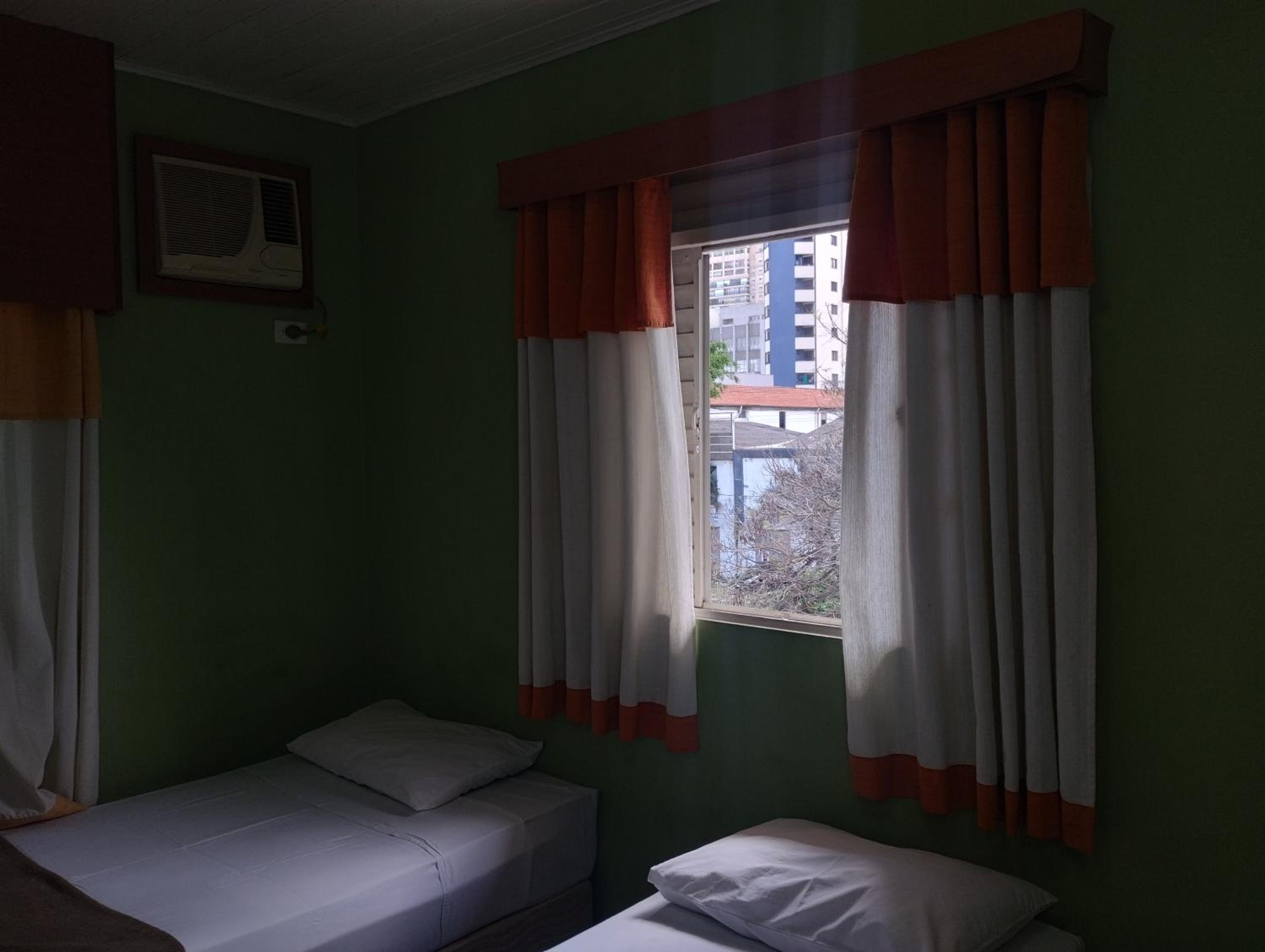 Standard Quadruple Room - Photo 6