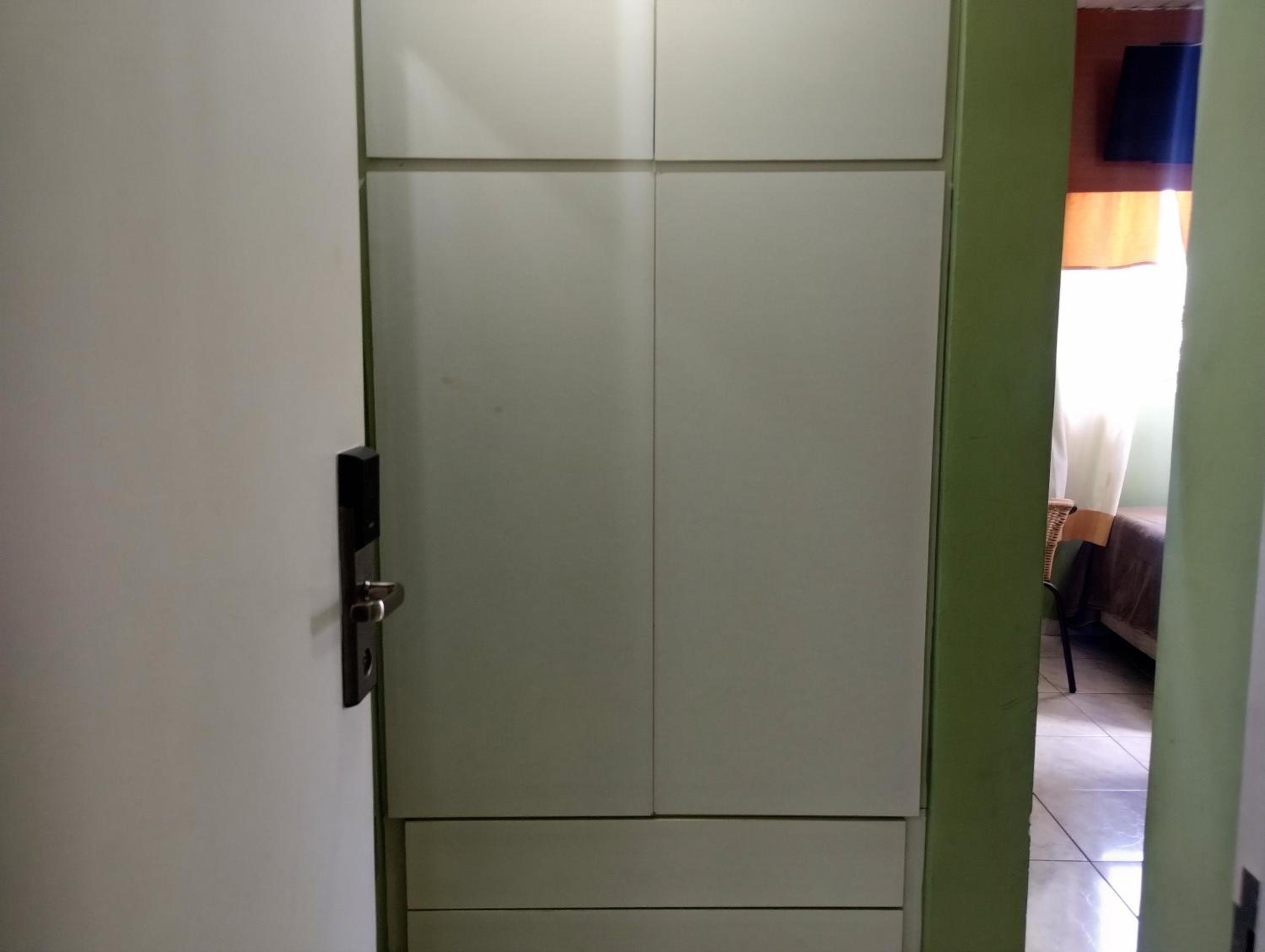 Standard Quadruple Room - Photo 11