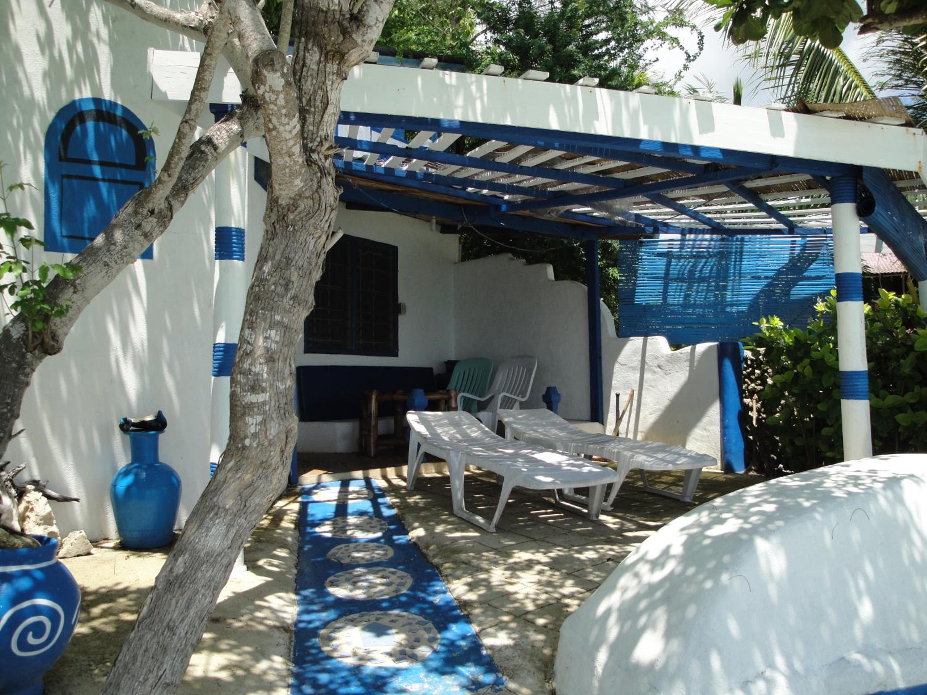 Beachfront Deluxe House - Photo 19