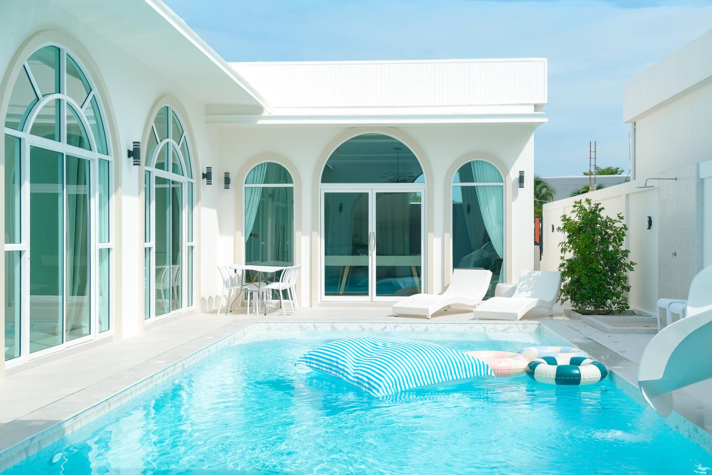 Villa with Private Pool photo 3