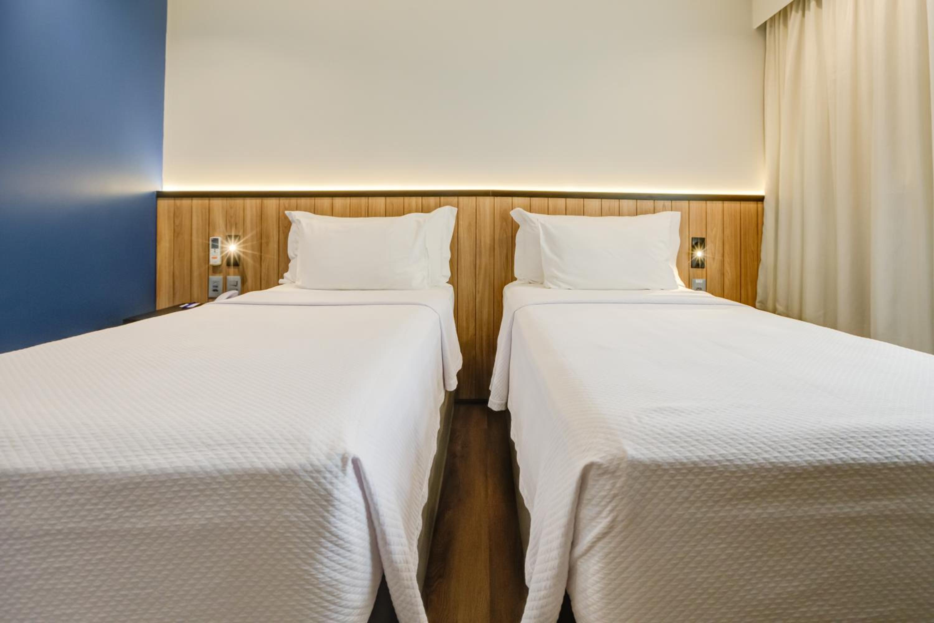 Double Room thumbnail 6