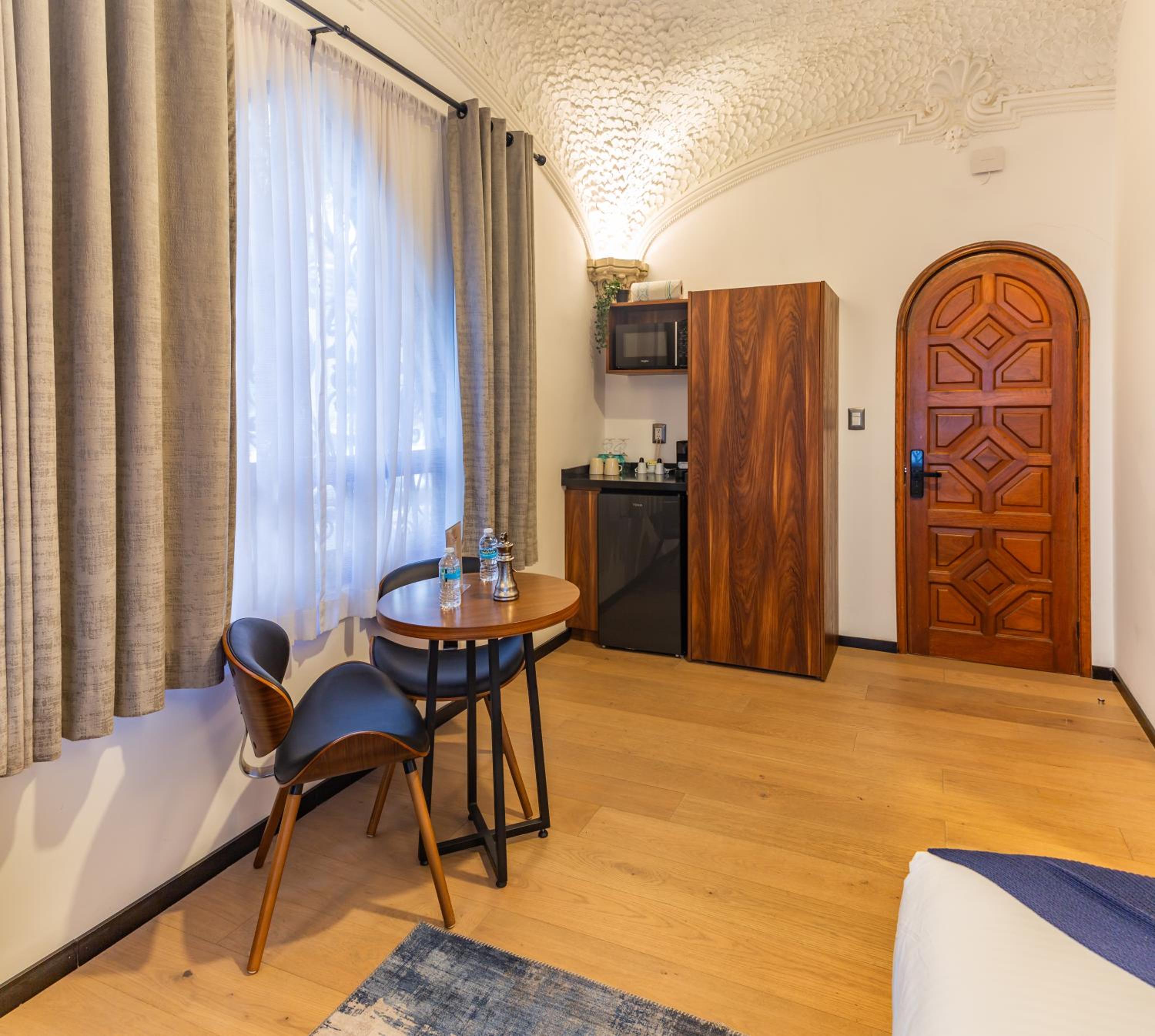Standard Double Room - Photo 5