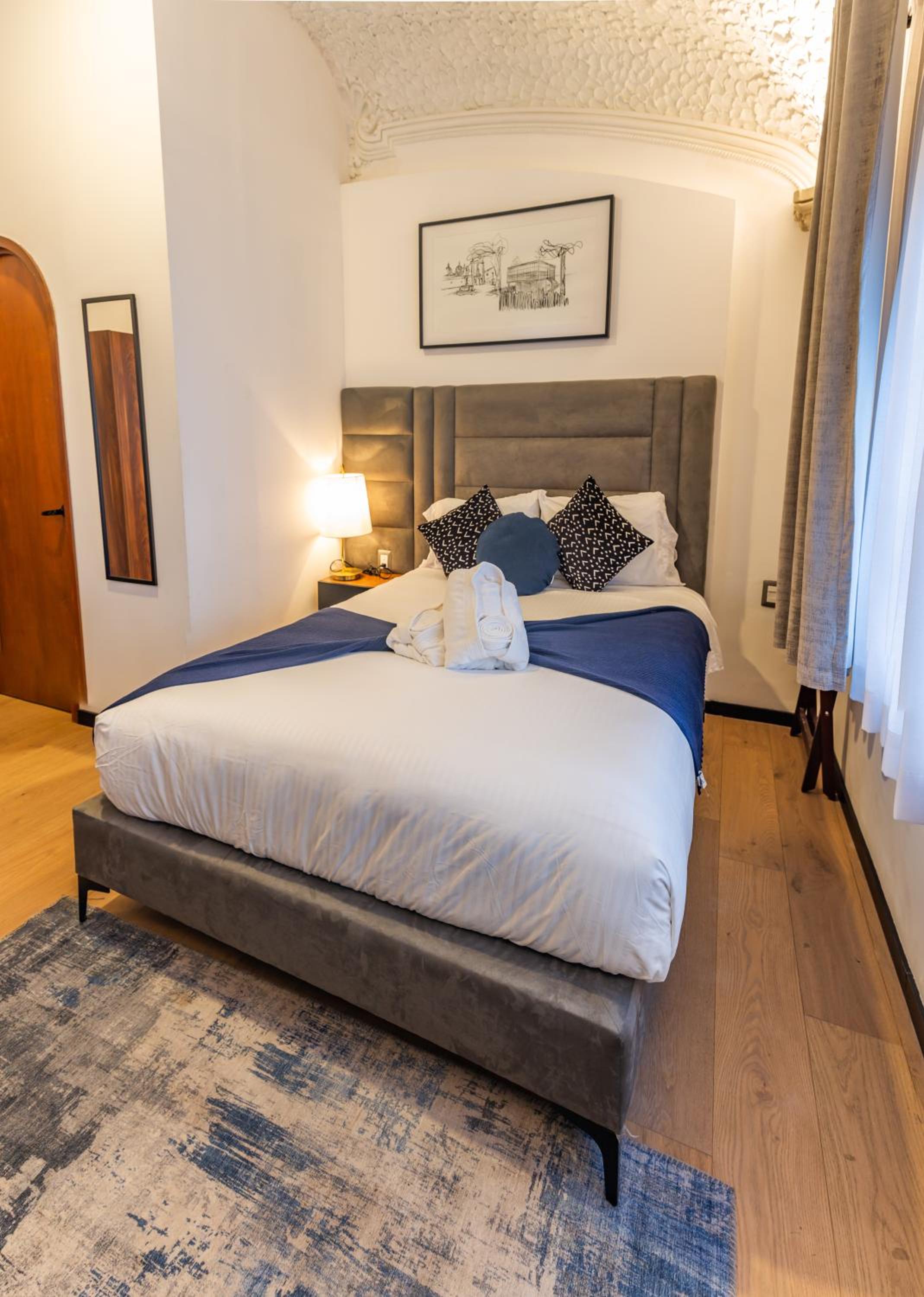 Standard Double Room - Photo 15