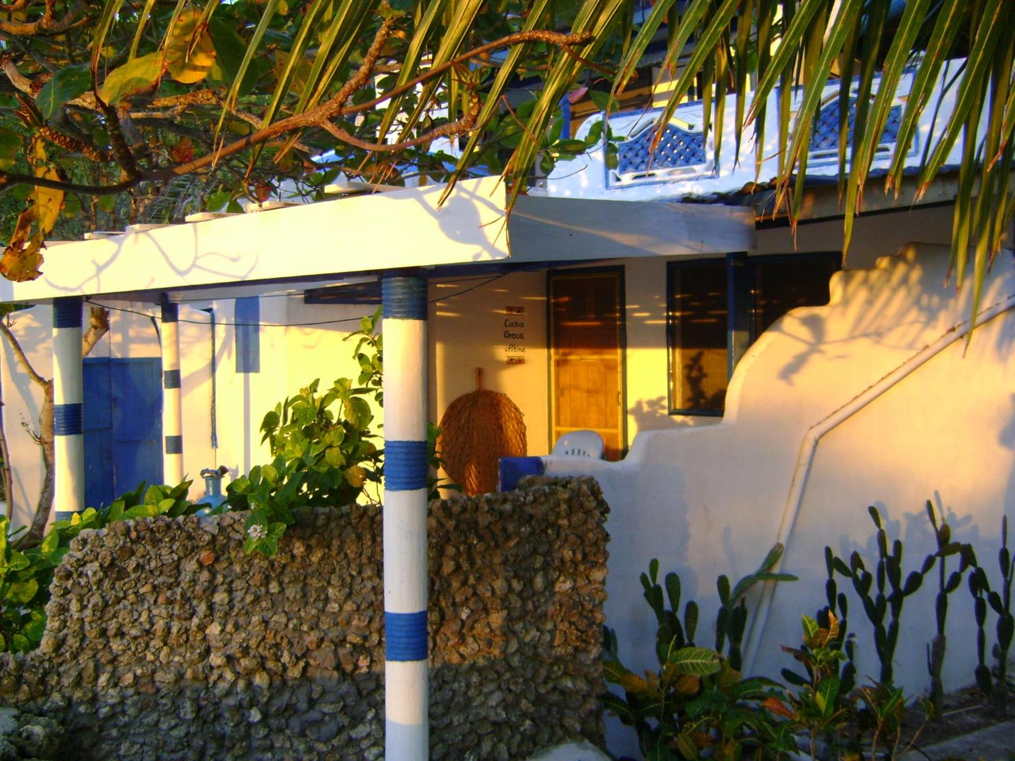 Beachfront Deluxe House - Photo 23